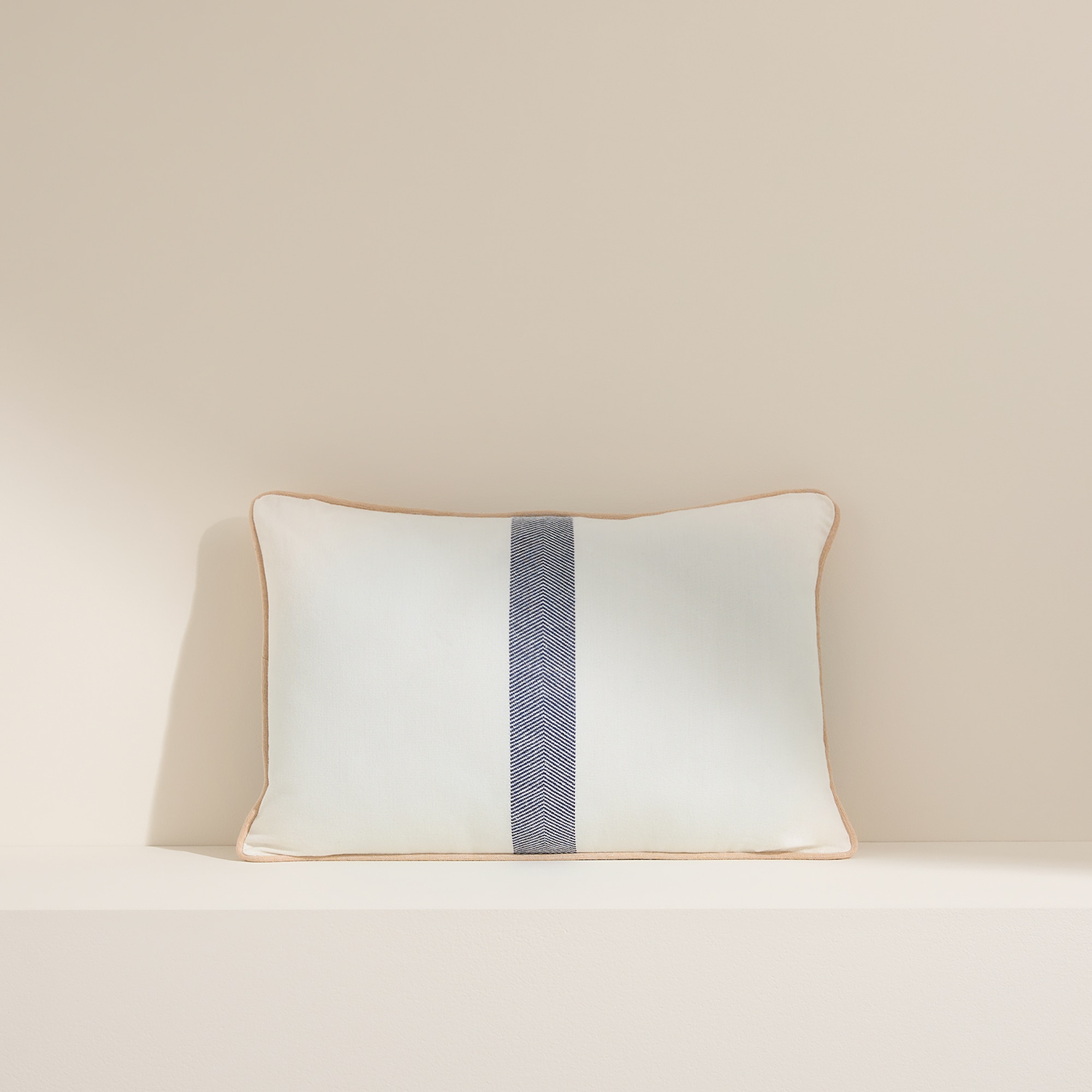 Almofada rectangular Chevron 22 Azul-1