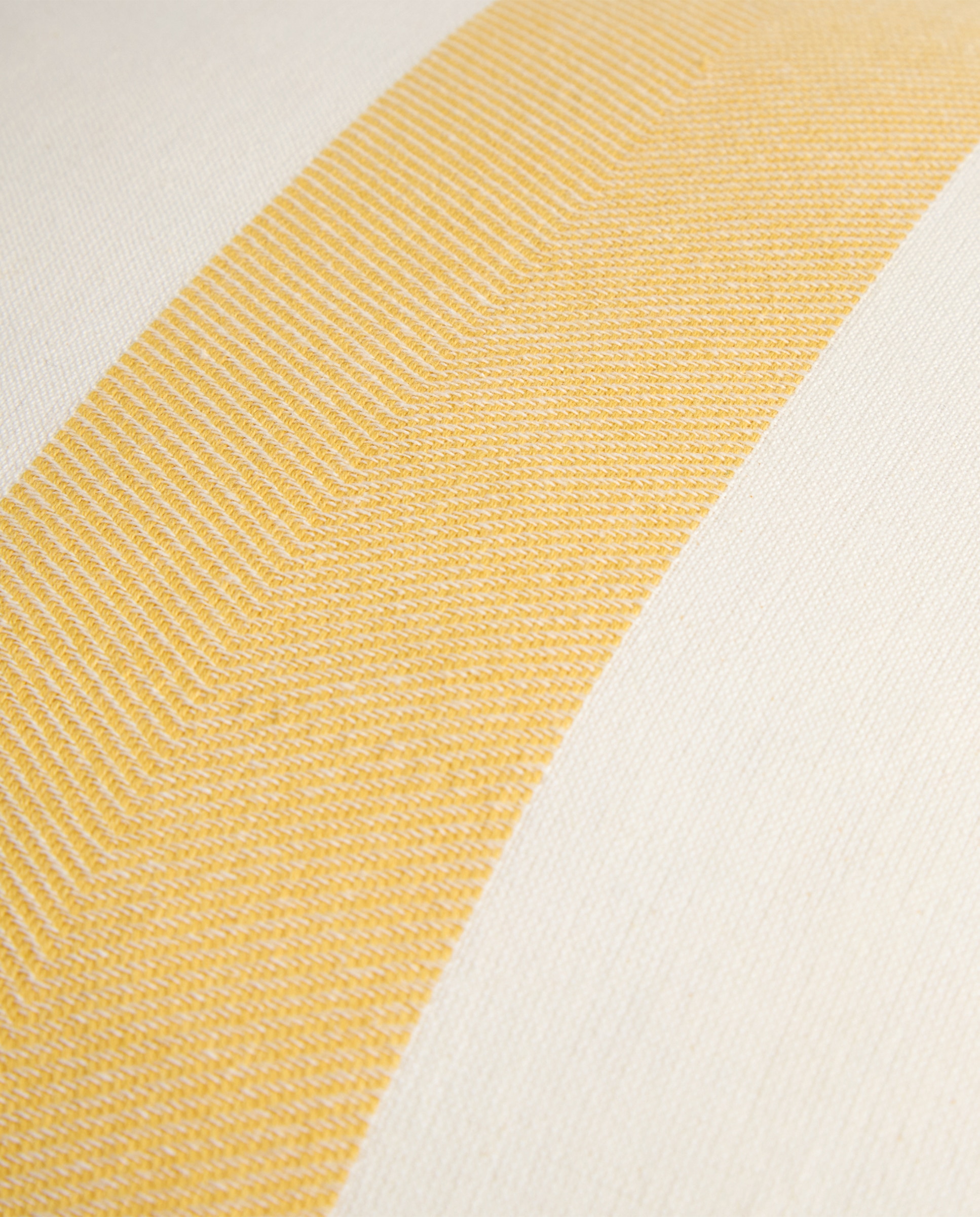 Almofada Decorativa Chevron Amarelo-4