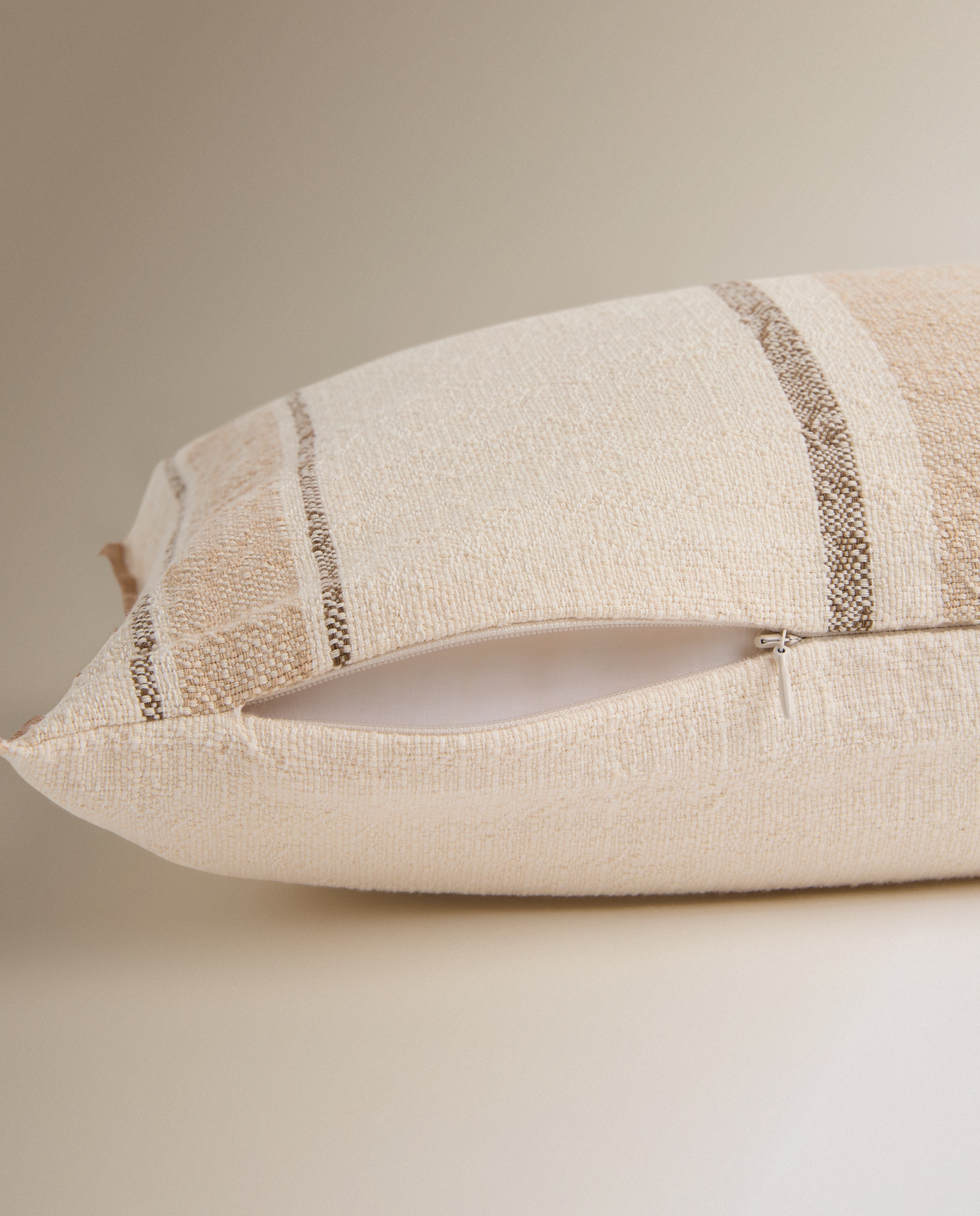 Almofada Decorativa Retangular Pluno Bege-2