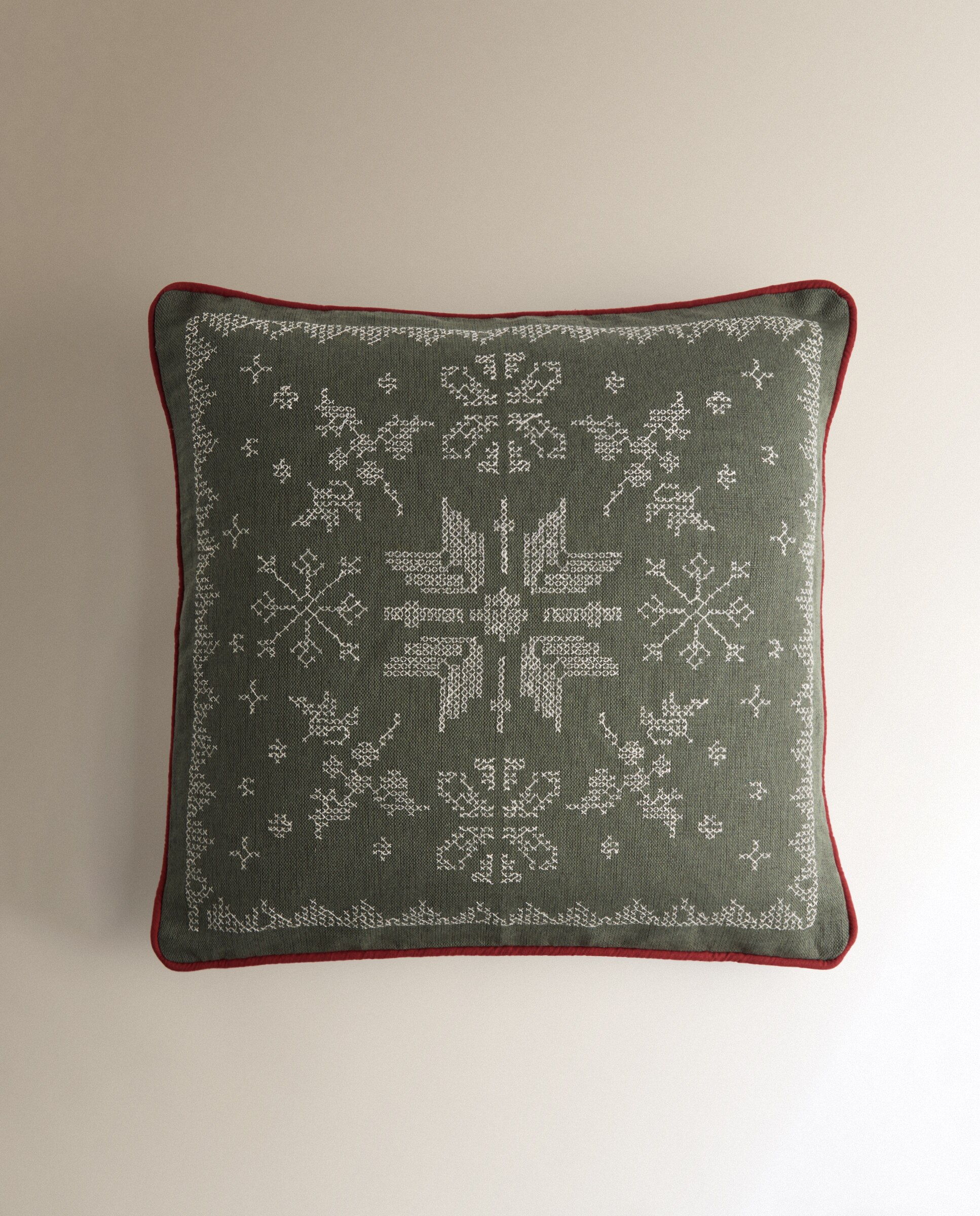 Cojín decorativo Cosy Cross - Verde 50 x 50 cm Verde-2