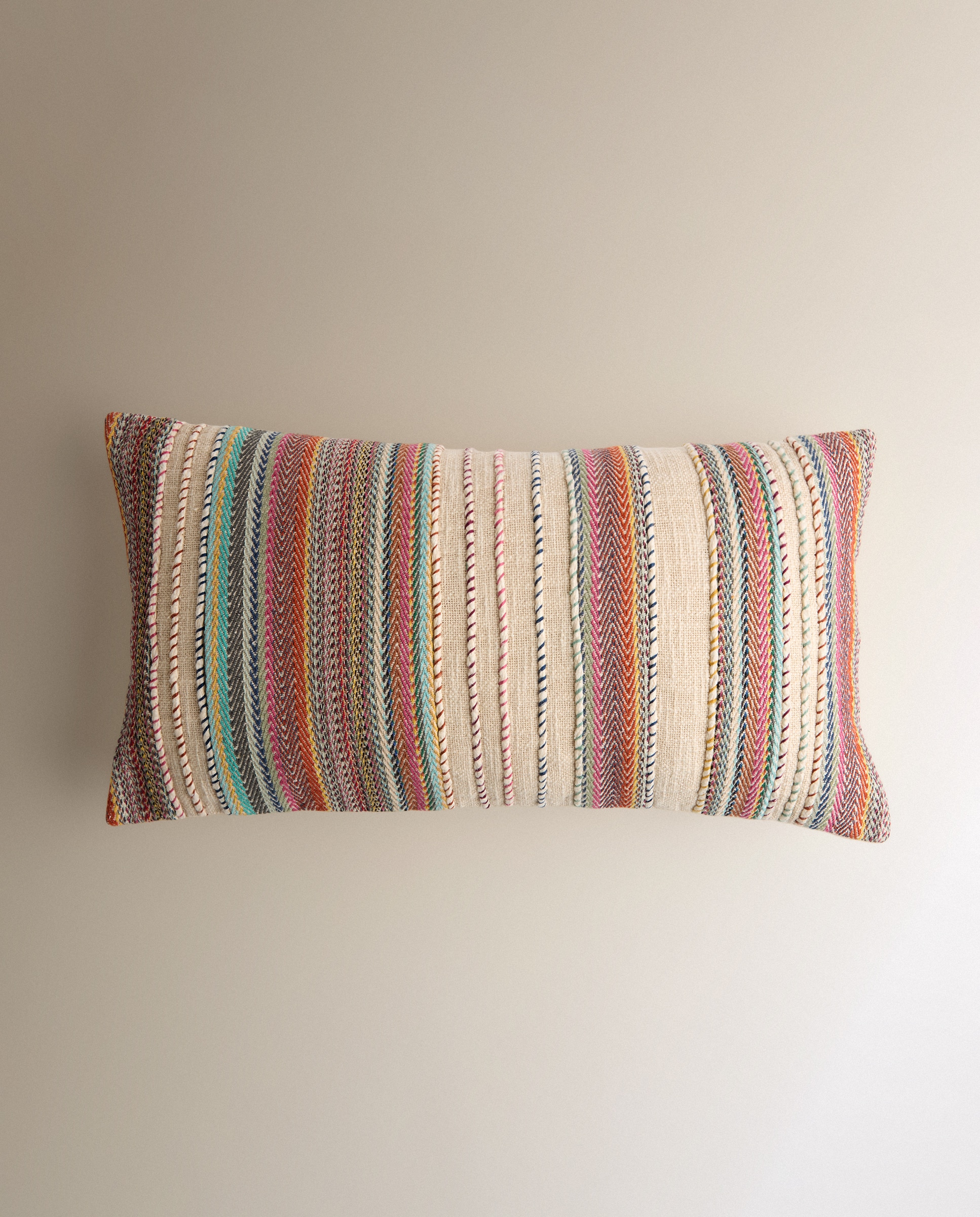 Almofada Decorativa Retangular Bordada Noto Multicolor-2