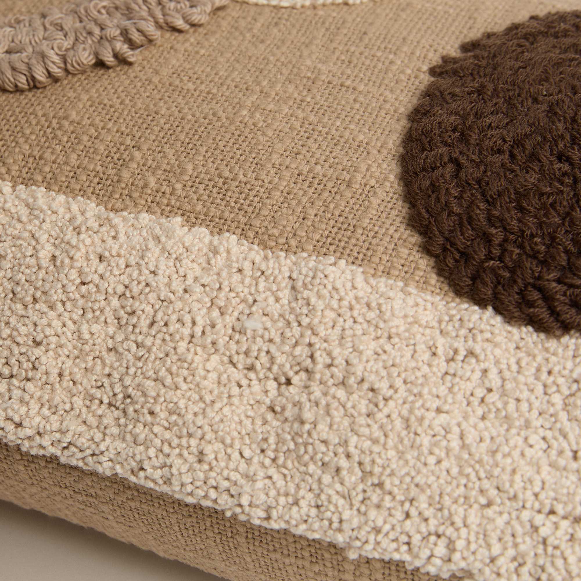 Almofada Decorativa Retangular com Bordado Kansha Castanho-4