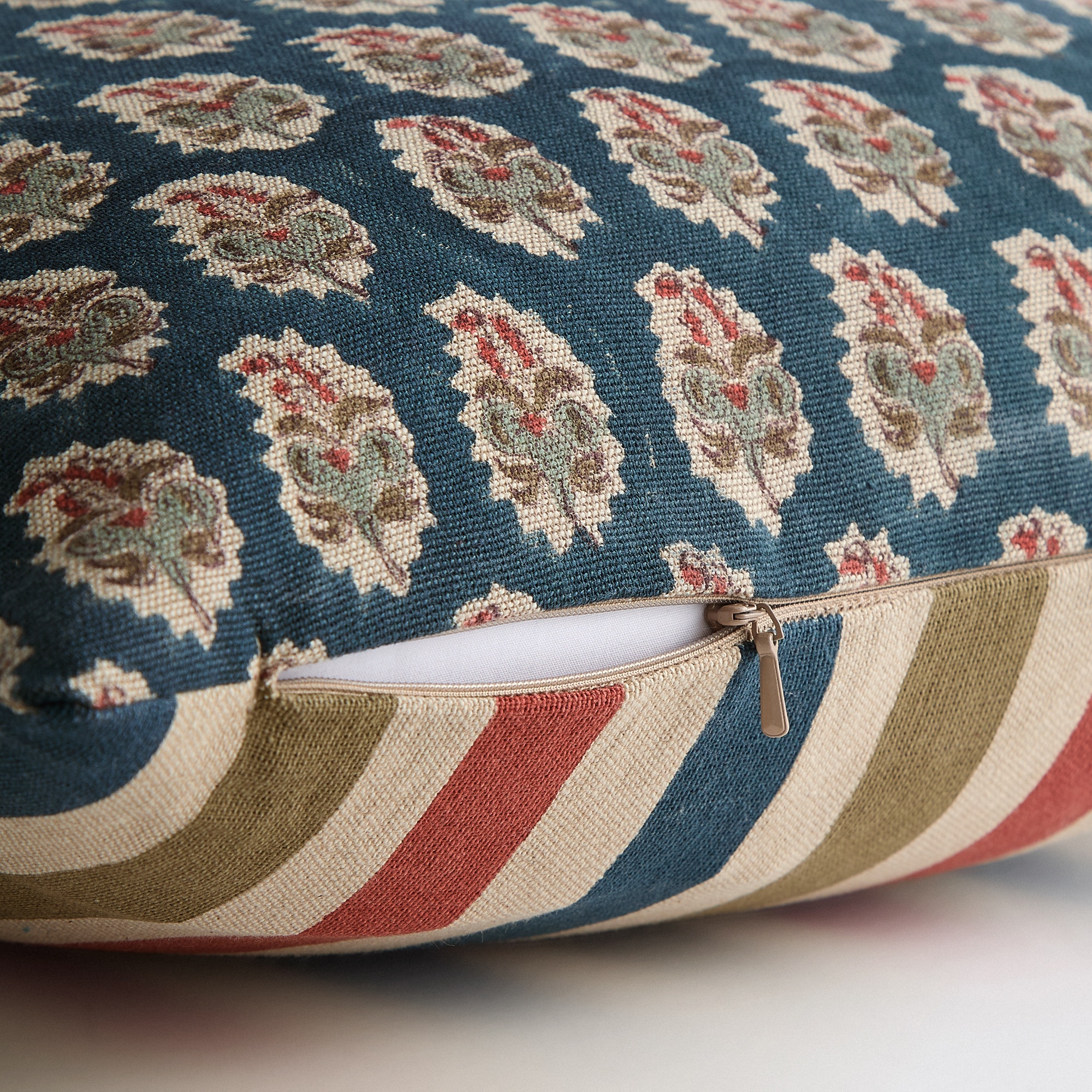 Almofada Decorativa Peak Azul-3