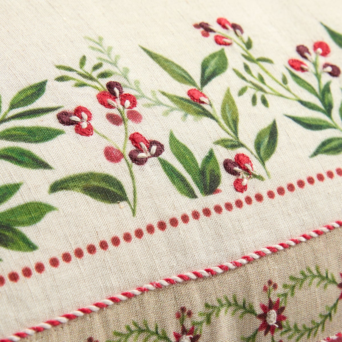 Cojín decorativo rectangular bordado Mistletoe Multicolor-4