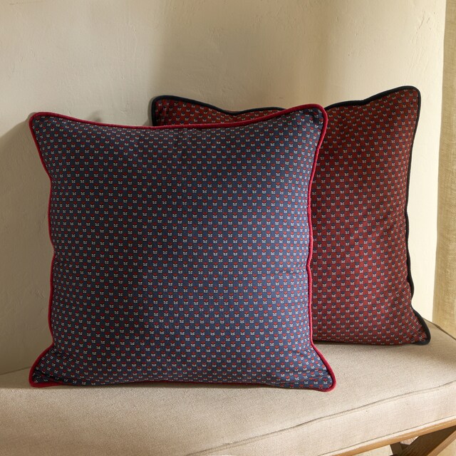 Imagem 0 de Almofada Decorativa Thatchert