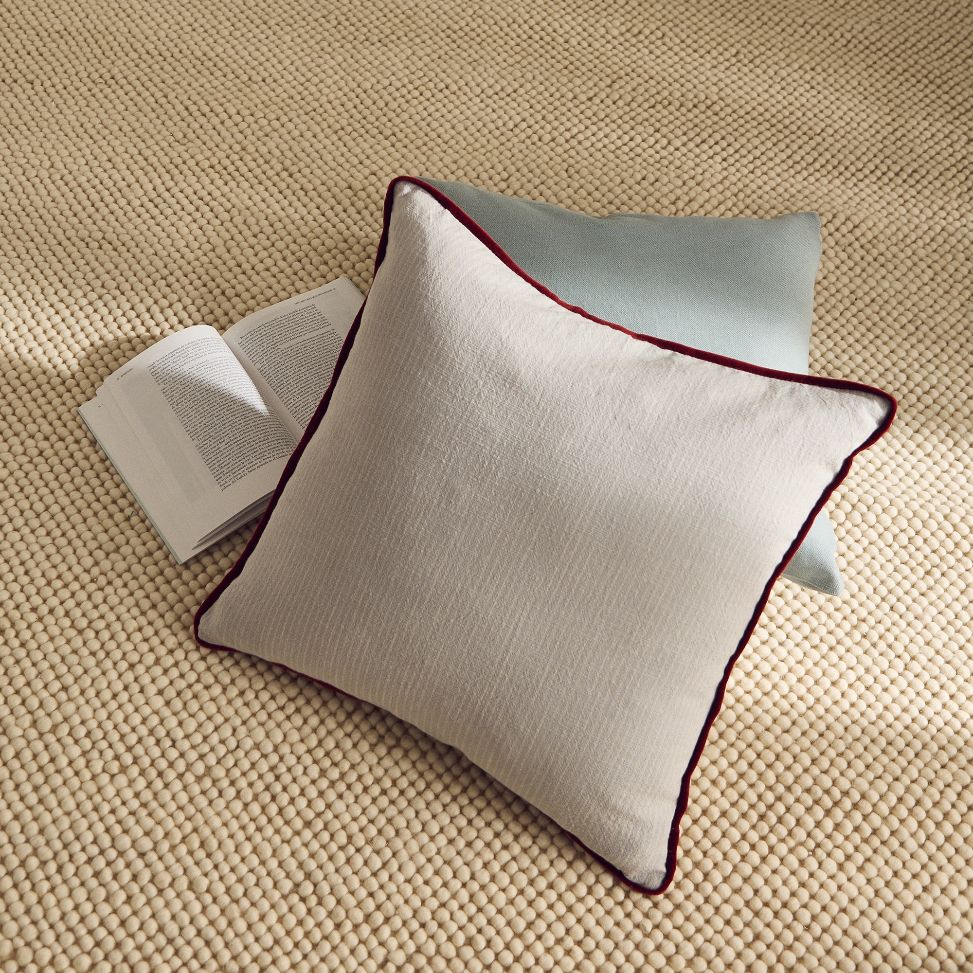 Imagem 0 de Almofada Decorativa Ampleforth