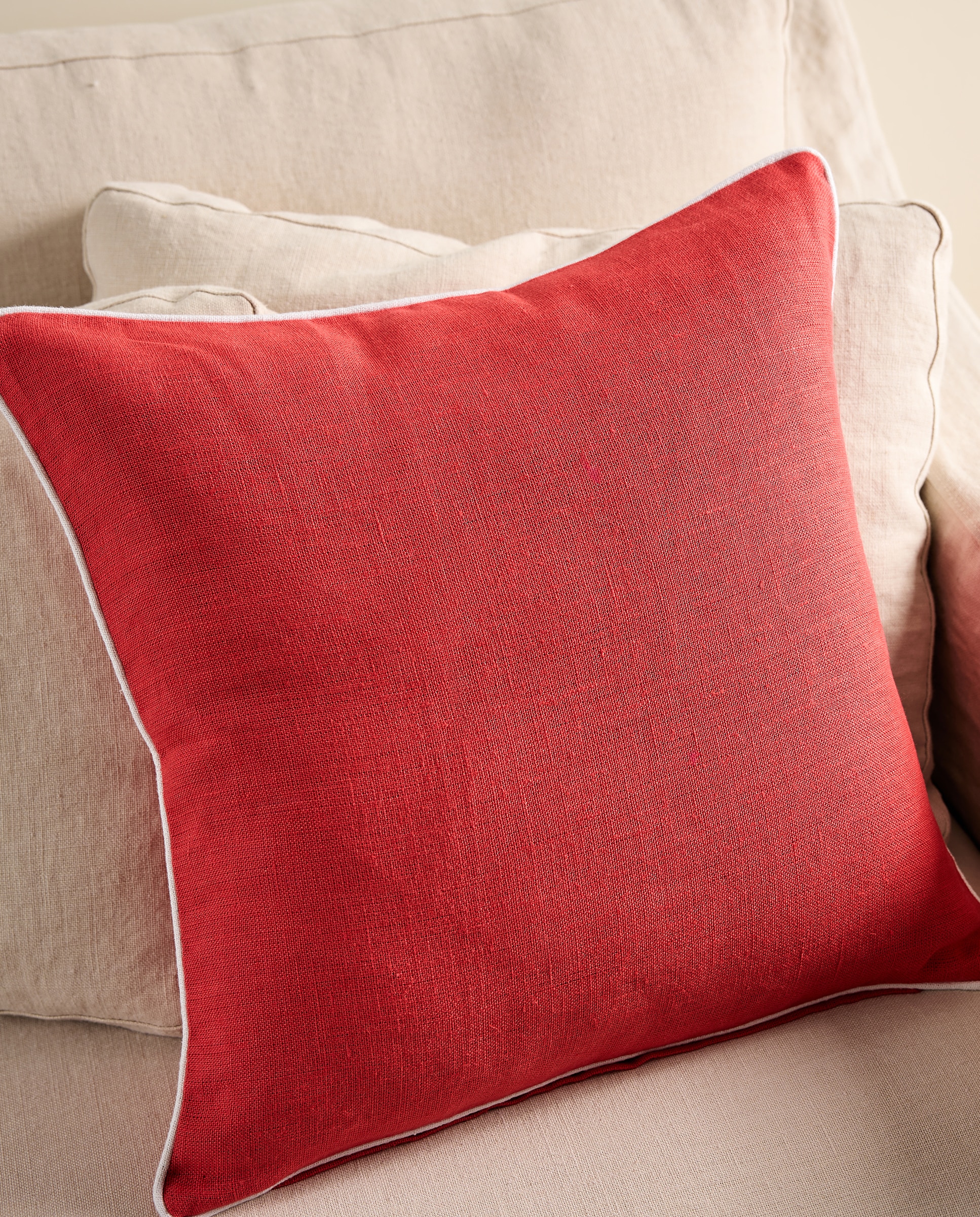 Imagem 0 de Almofada Decorativa Amara