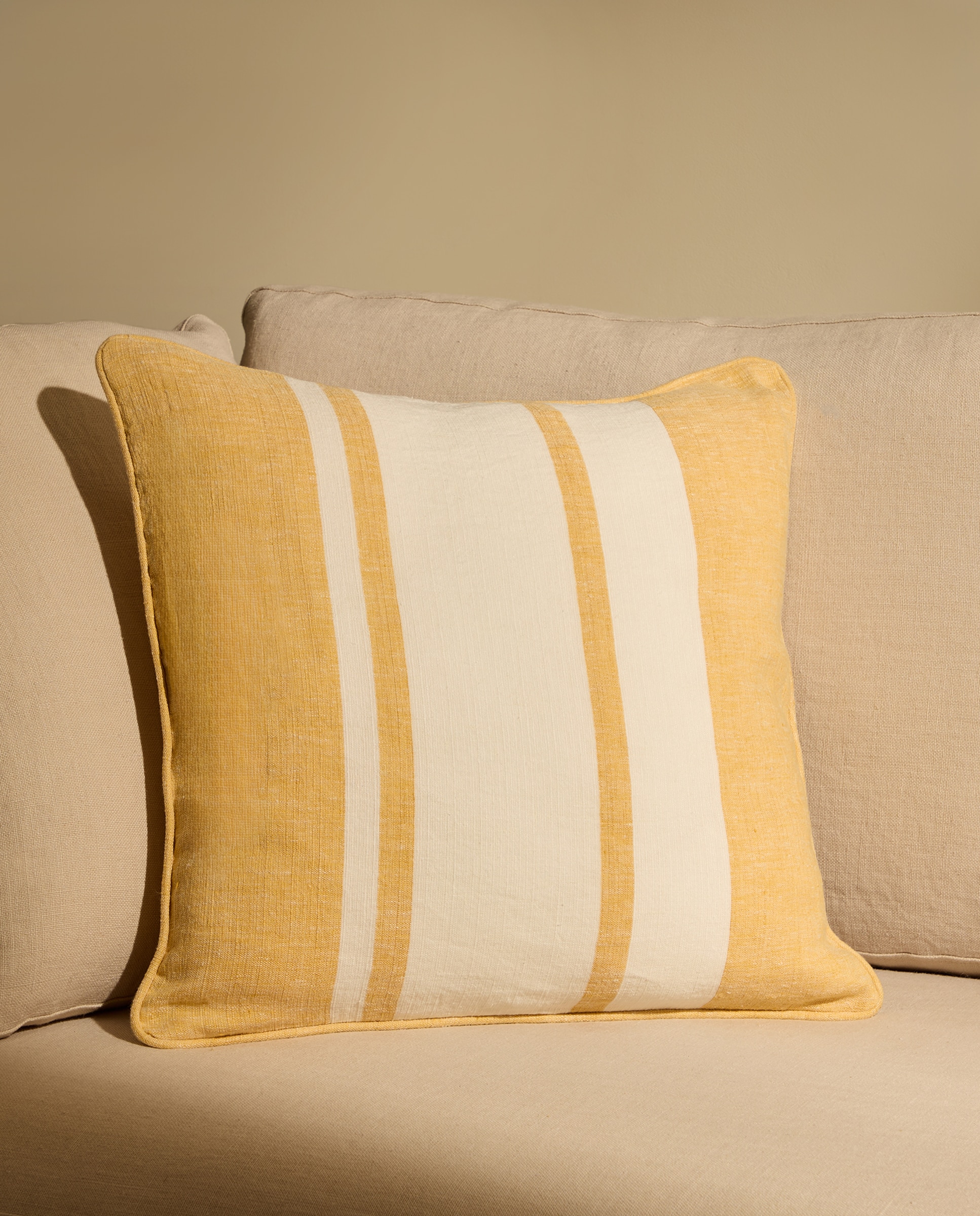 Imagem 0 de Almofada Decorativa Ziwa