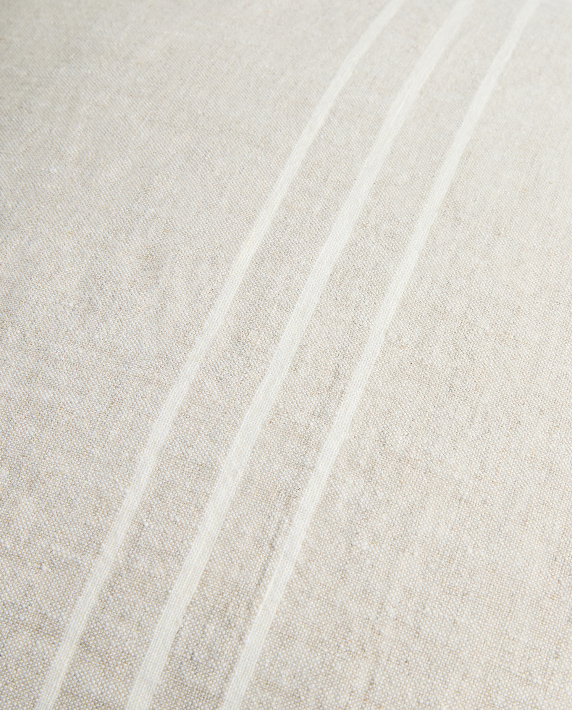 Almofada Decorativa Kina Bege-4