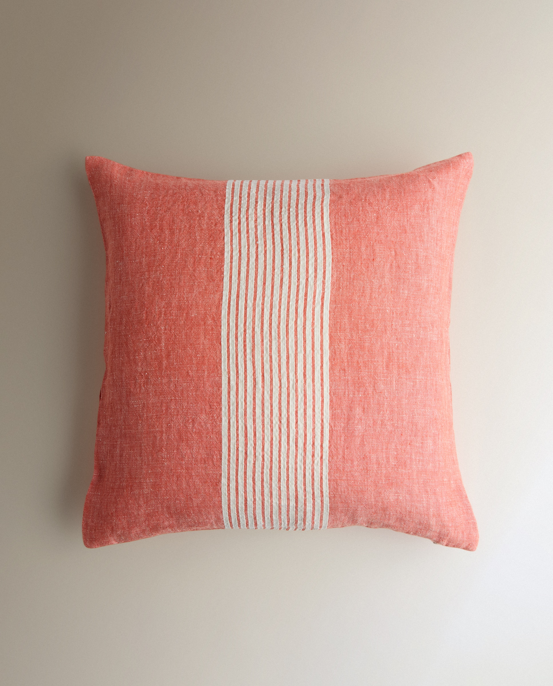 Almofada Decorativa Zuma Coral-2