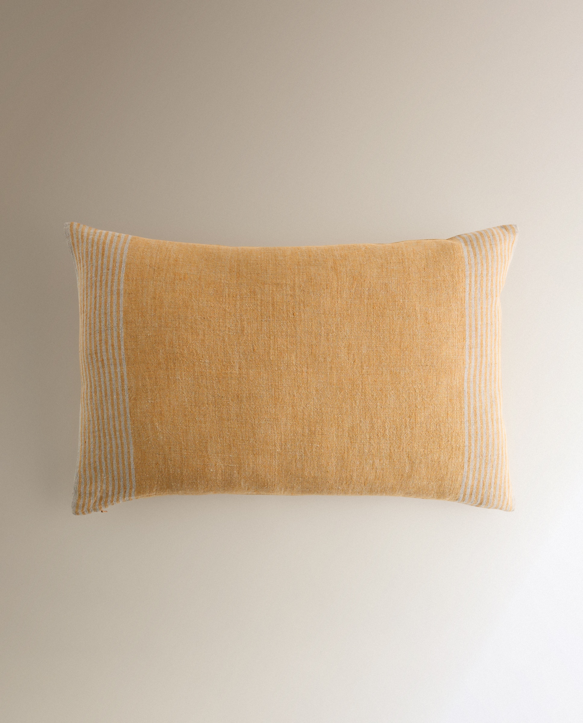 Cojín decorativo rectangular Oded - Mostaza 40 x 60 cm Mostaza-2