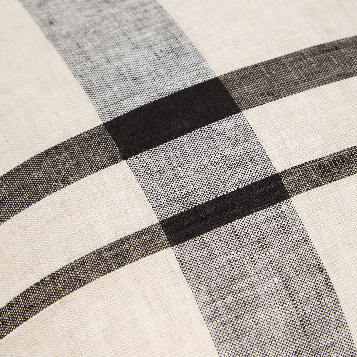 Almofada Decorativa Eyra Square Preto-4