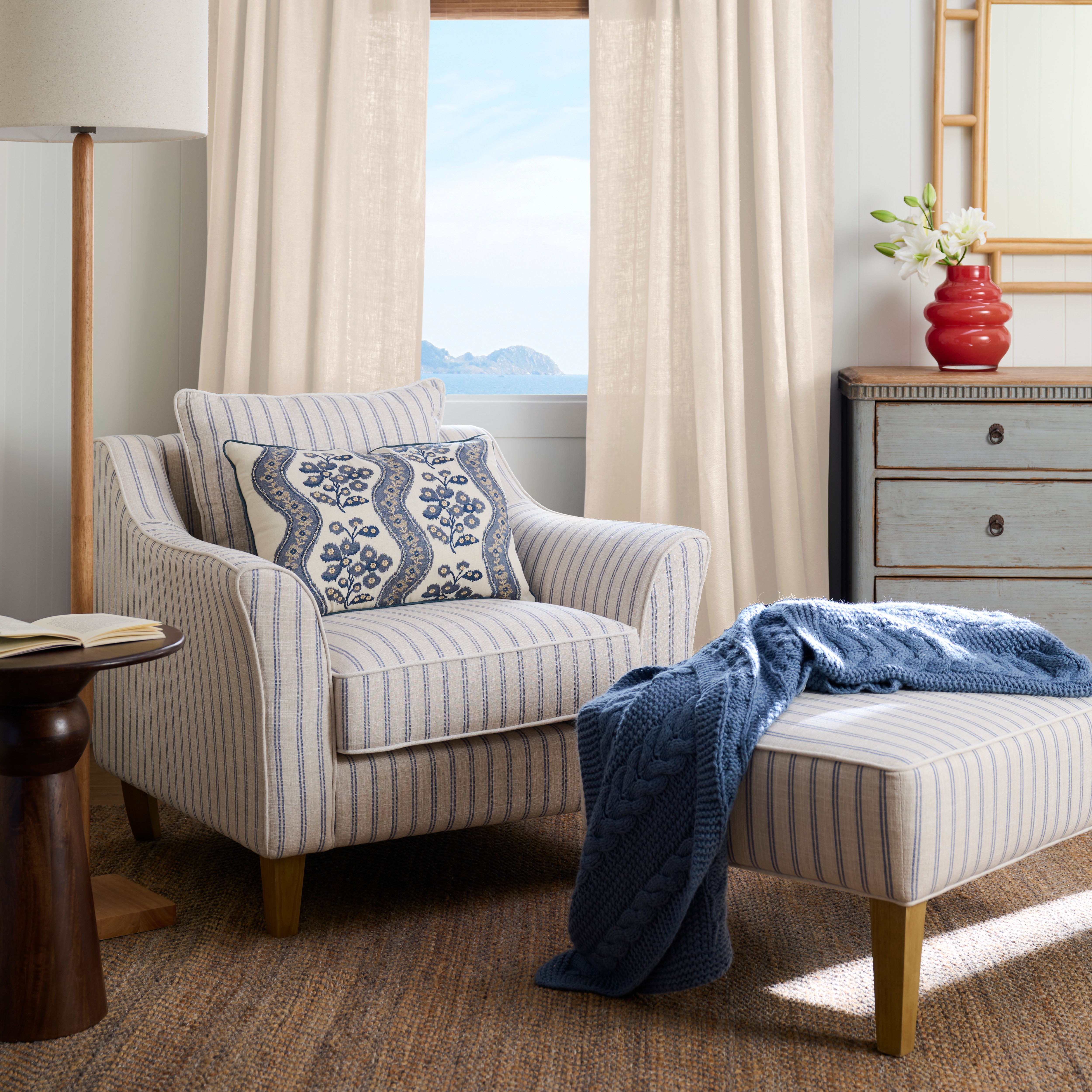 Almofada Decorativa Retangular com Bordado Hepplewhite Azul-6