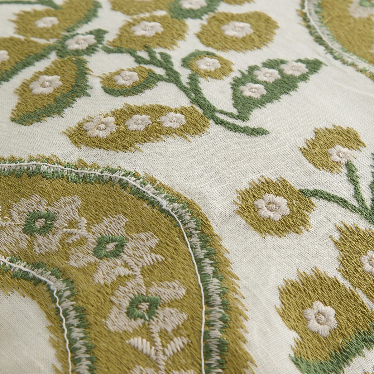 Almofada Decorativa Retangular com Bordado Hepplewhite Verde-4