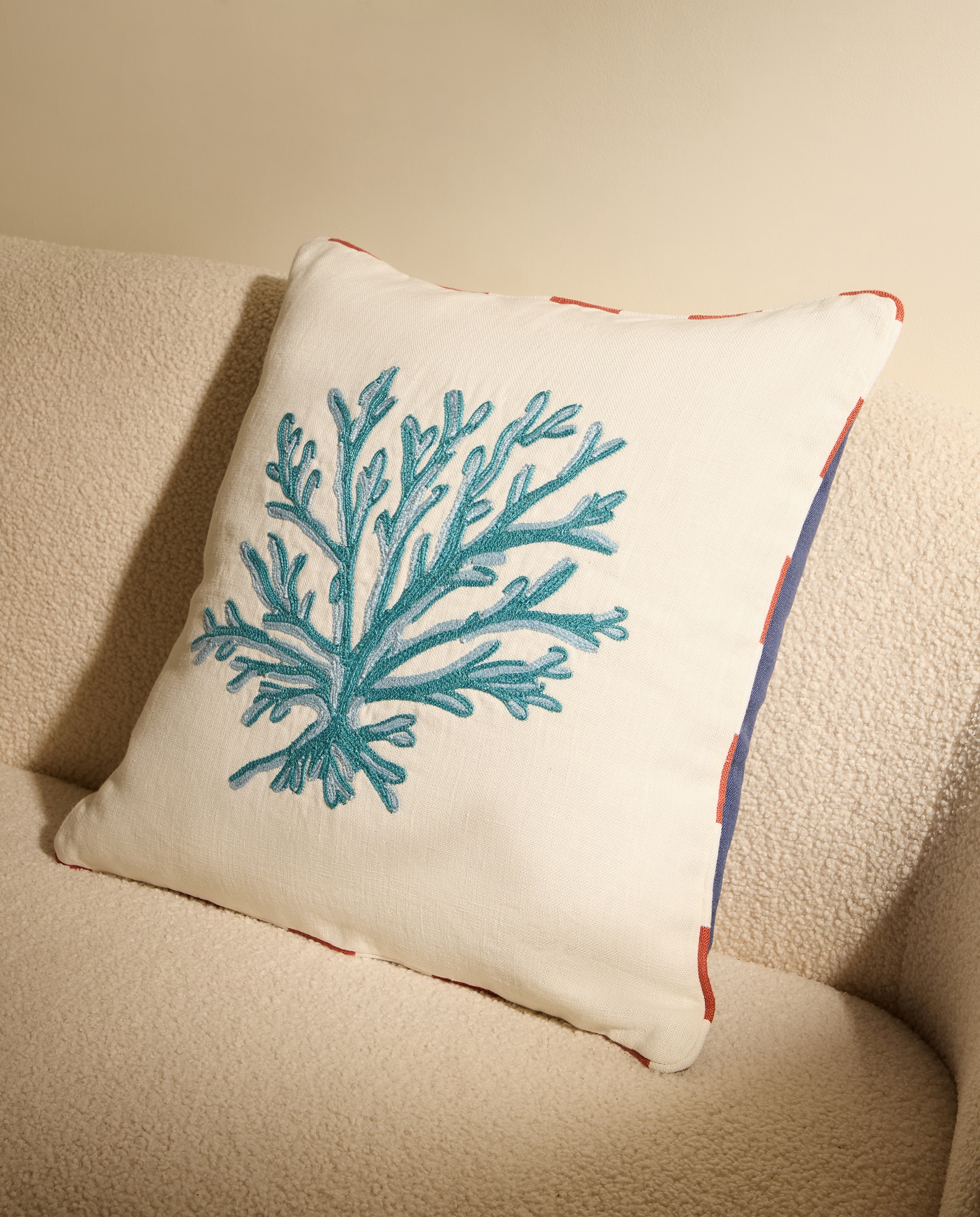 Almofada Decorativa Coral Azul-1