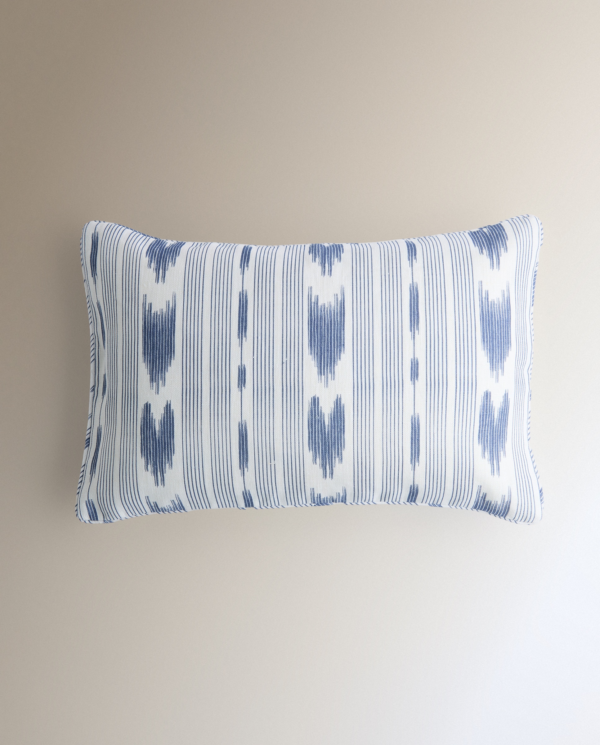 Almofada Decorativa Retangular Ikat Pollensa Branco-2