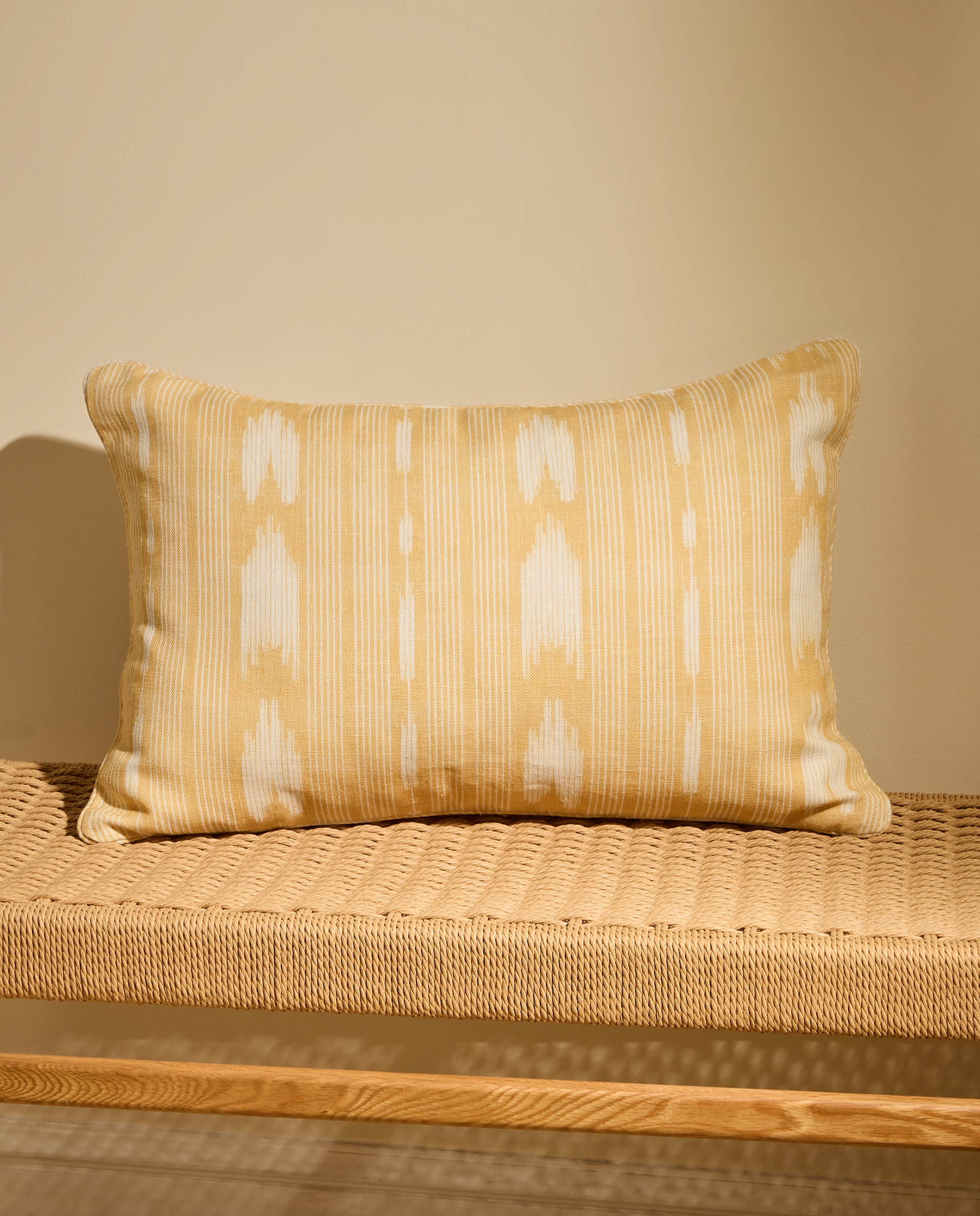 Imagem 0 de Almofada Decorativa Retangular Ikat Pollensa