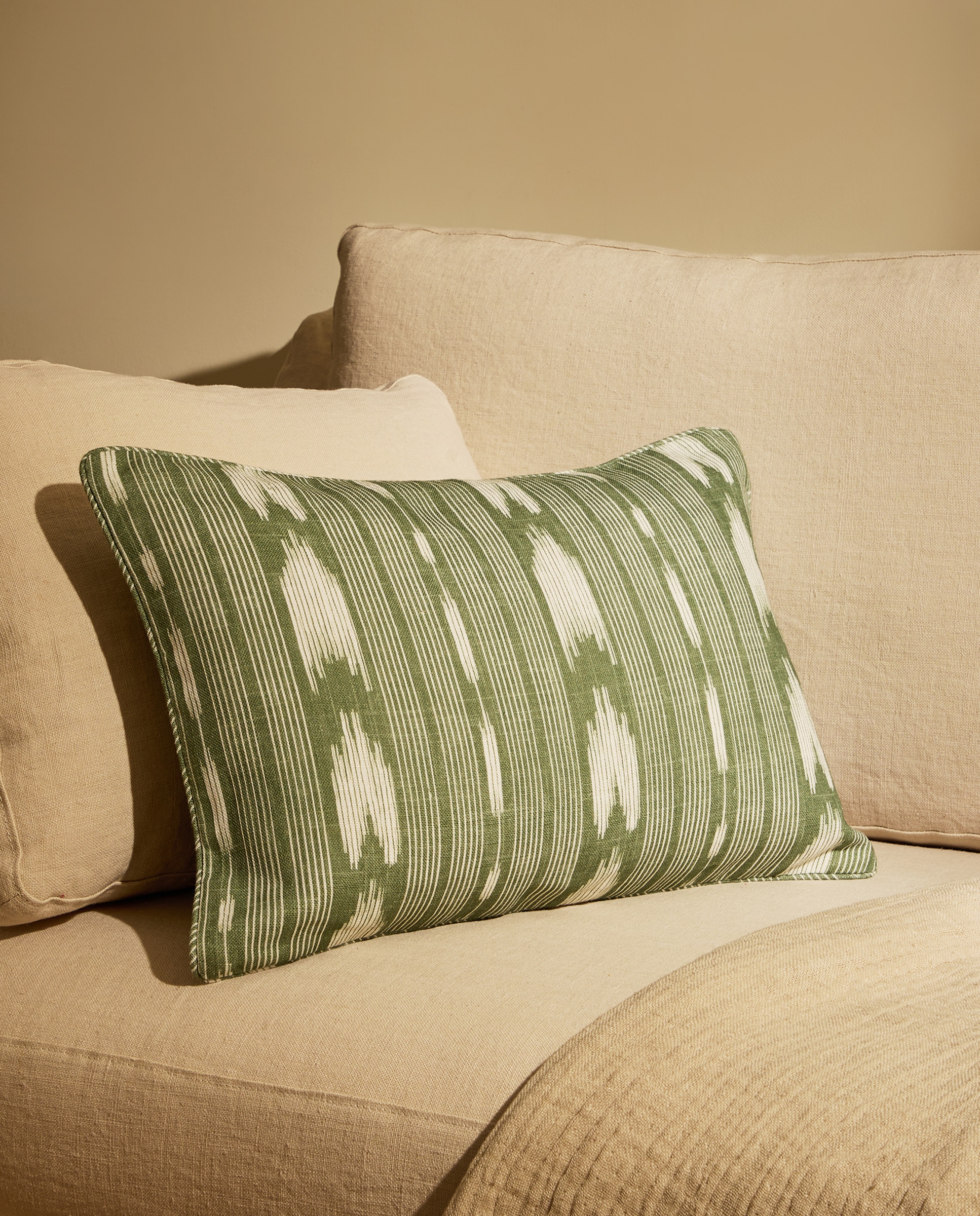 Imagem 0 de Almofada Decorativa Retangular Ikat Pollensa