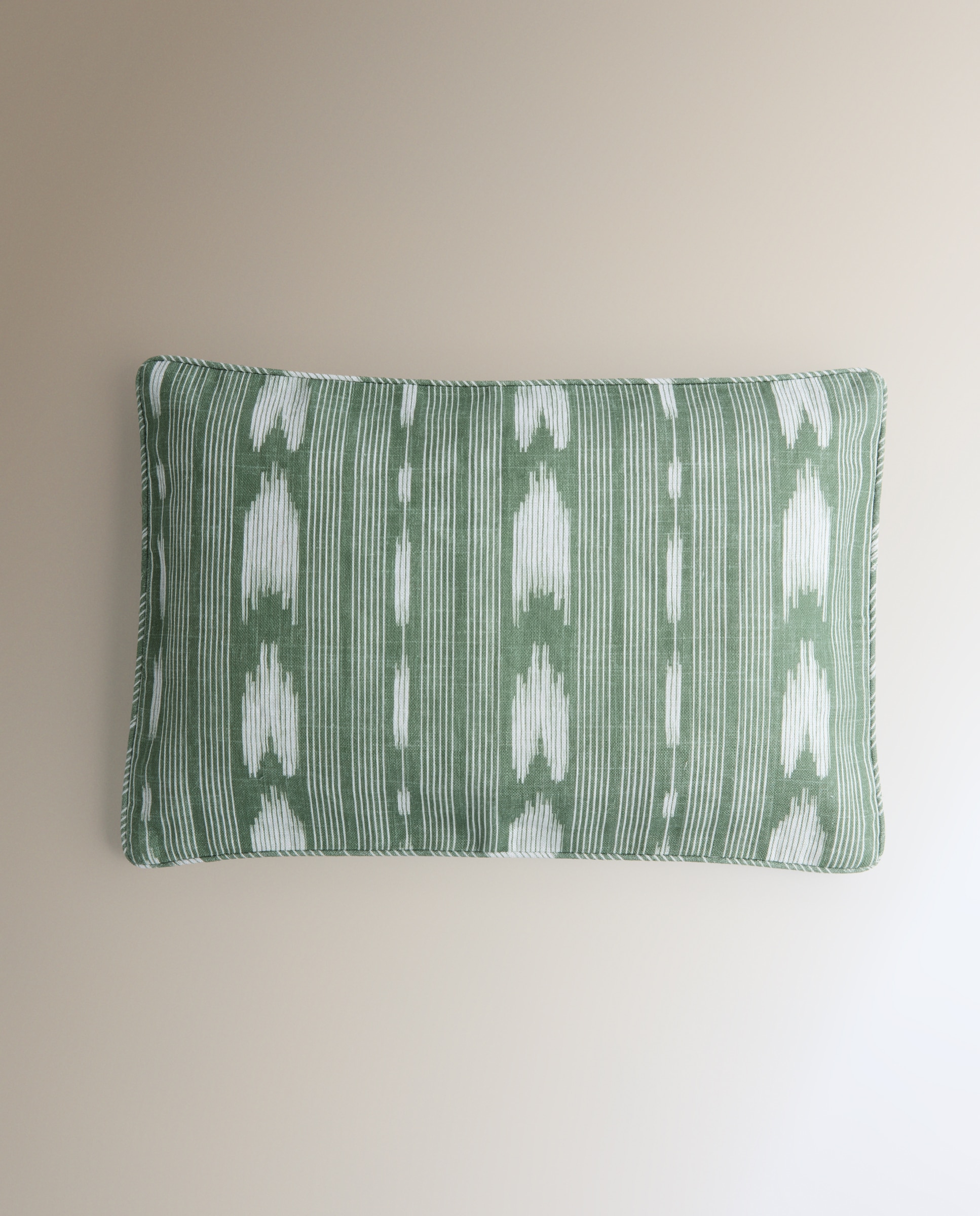 Almofada Decorativa Retangular Ikat Pollensa Verde-2