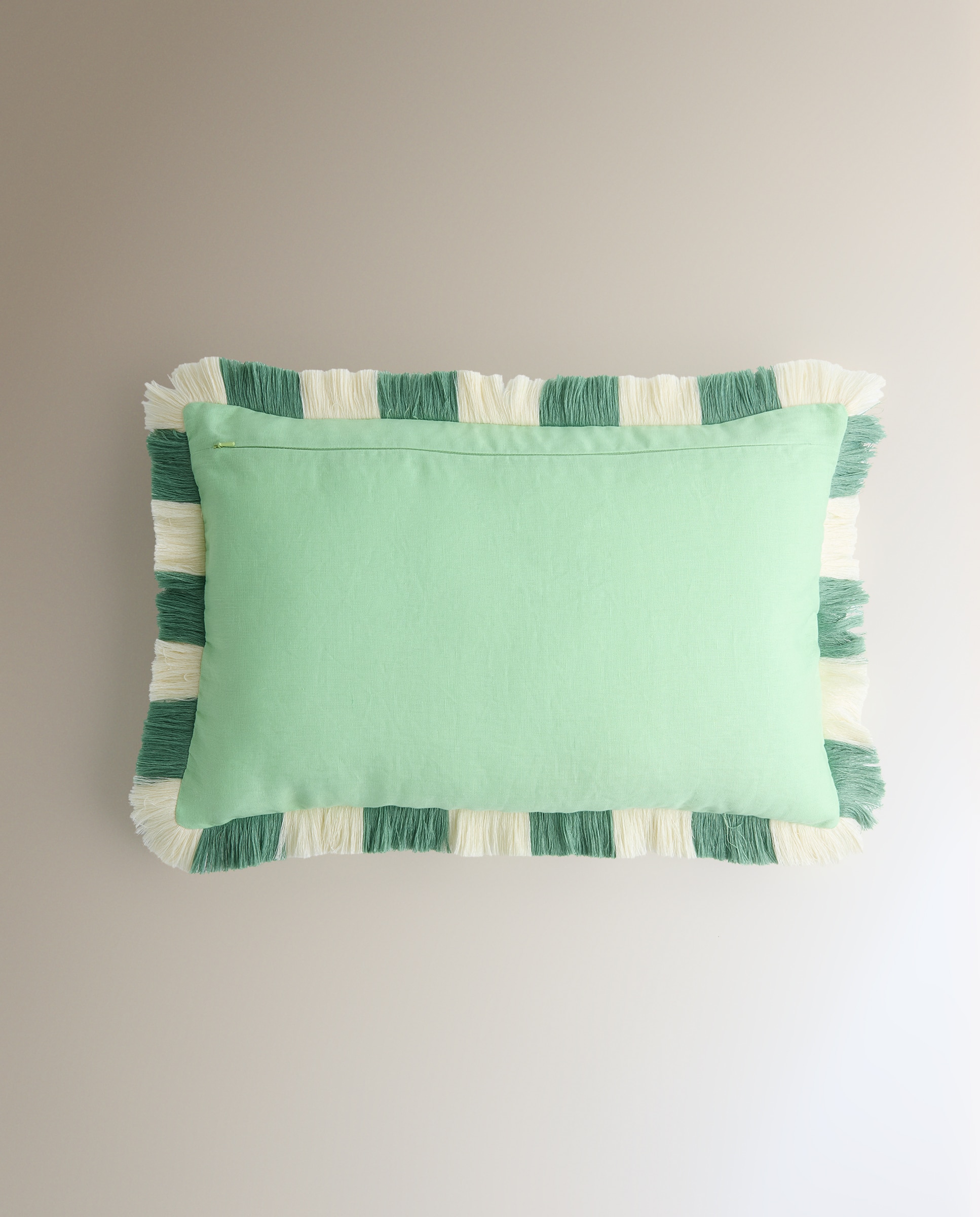 Almofada Decorativa Retangular com Bordado Sao Palm Verde Água-5