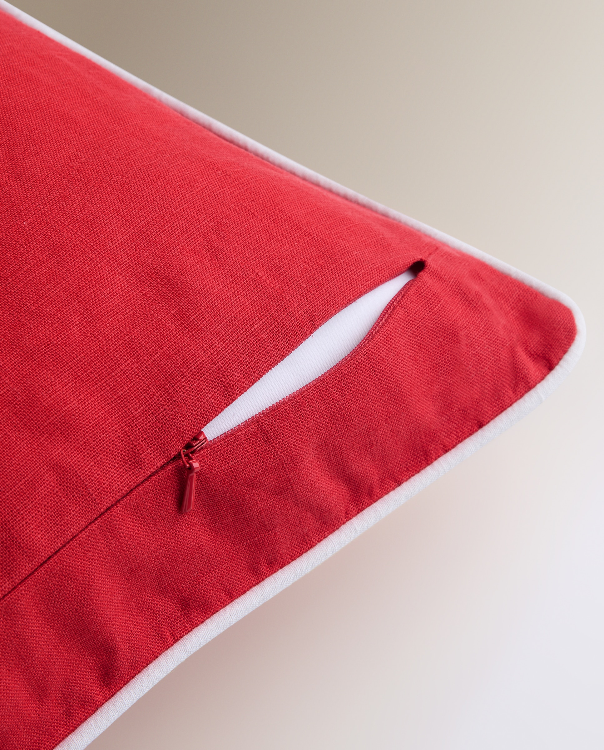 Almofada Decorativa com Bordado Paradise Coral-3