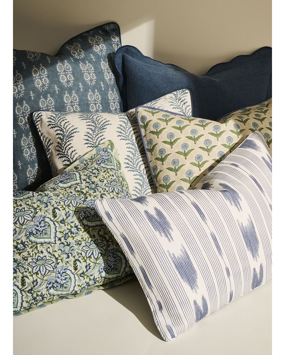 Almofada Decorativa com Bordado Zira Azul-7