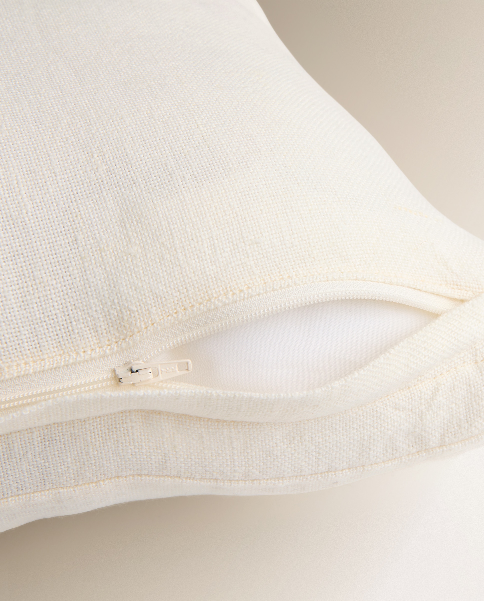 Almofada Decorativa Retangular Oba Marfim-3