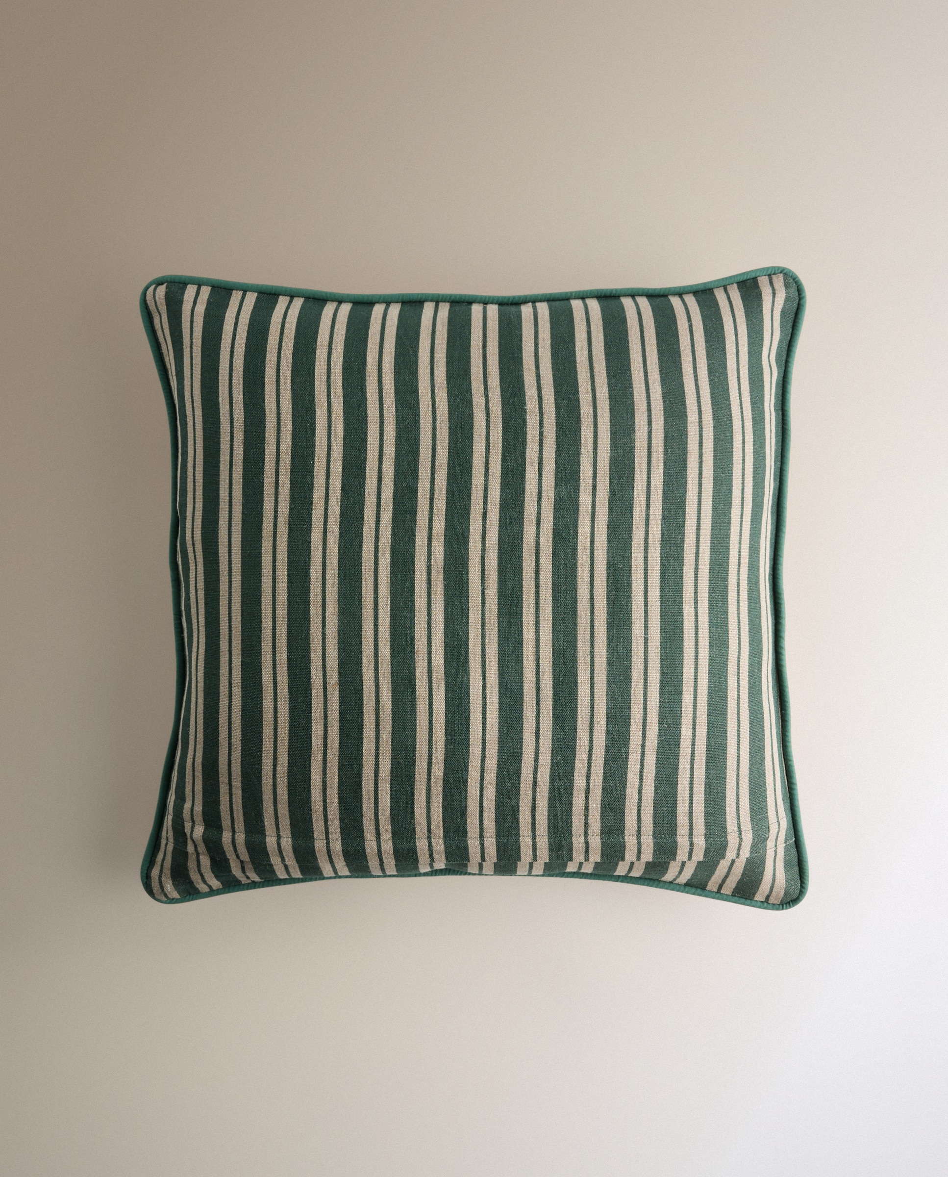 Cojín decorativo Villedebuois - Granate 50 x 50 cm Granate-5