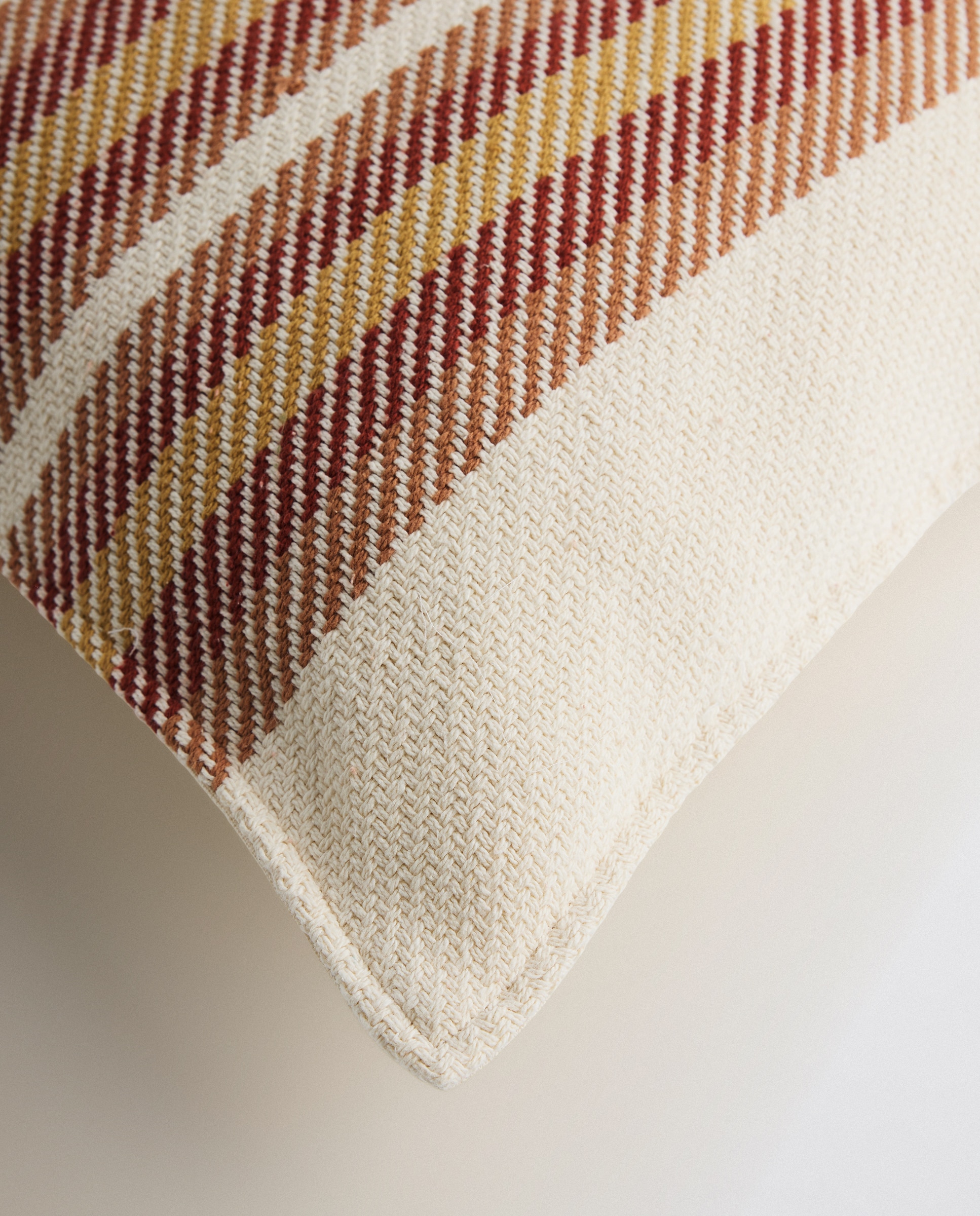 Cojín decorativo rectangular Ronda - Granate 40 x 60 cm Granate-4