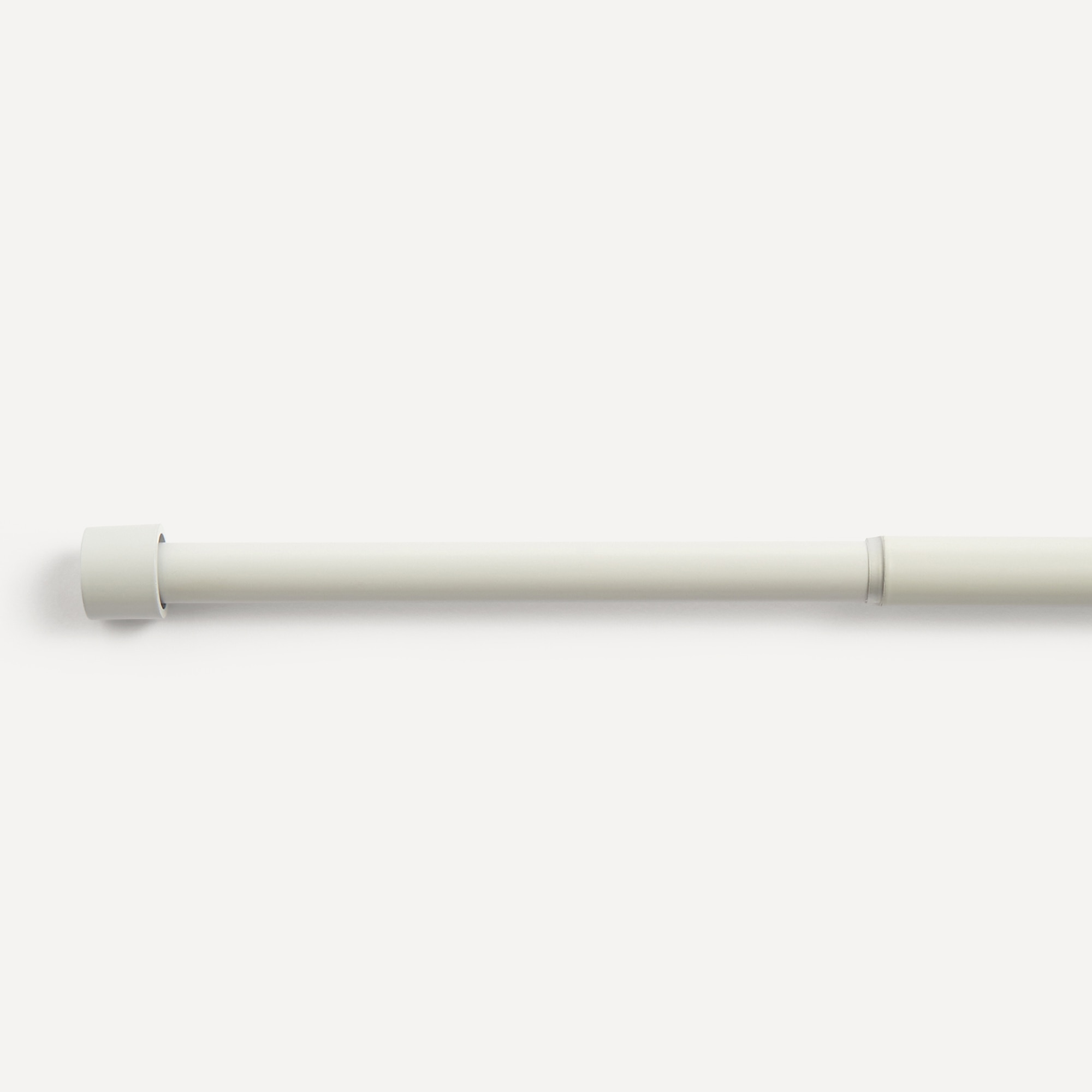 Juego de barra extensible hasta 210 cm. Tapón El Corte Inglés - Blanco mate Blanco mate-2