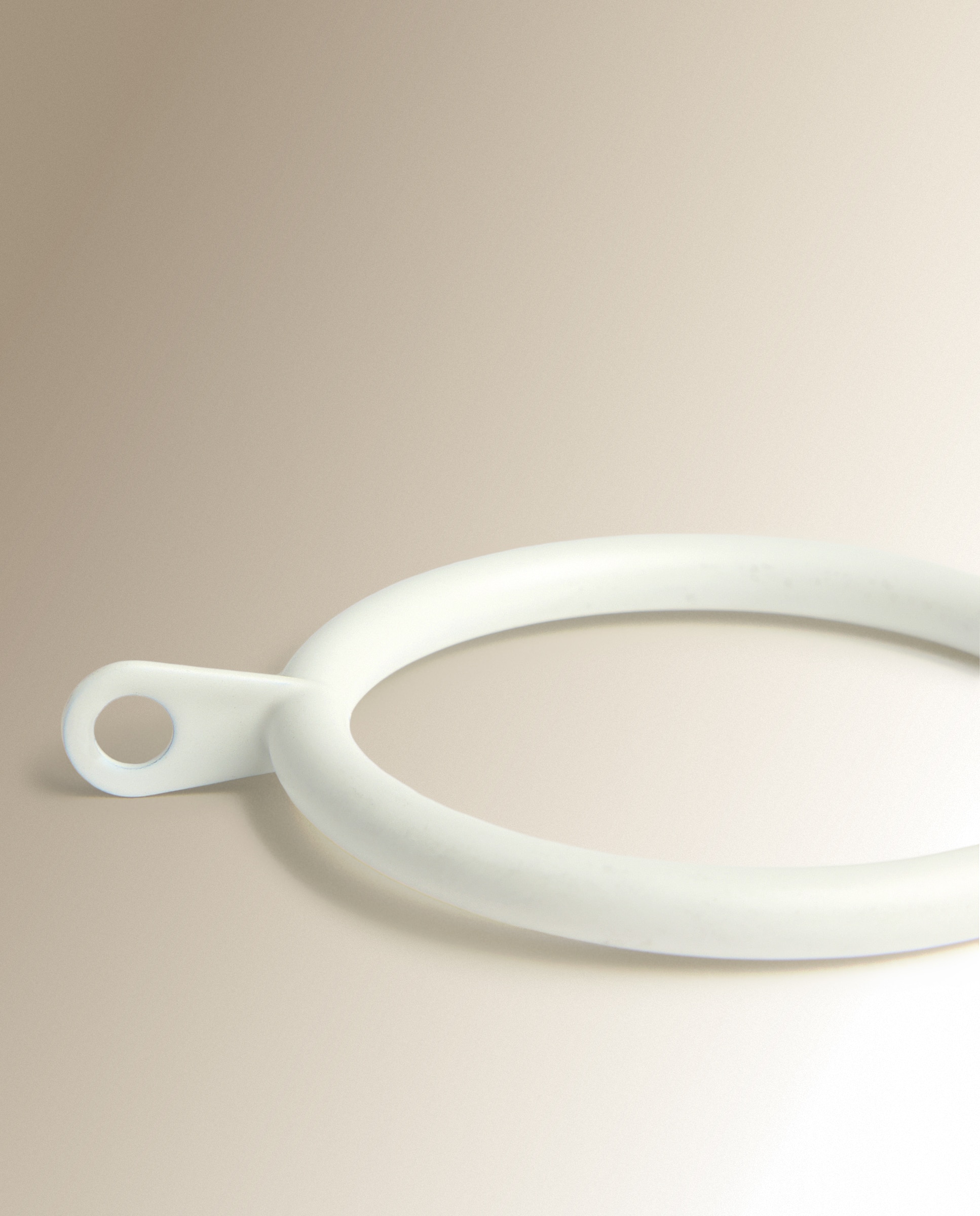 Imagen 2 de Pack 10 anillas para cortina de aluminio - Blanco mate Diámetro 28 cm Blanco mate