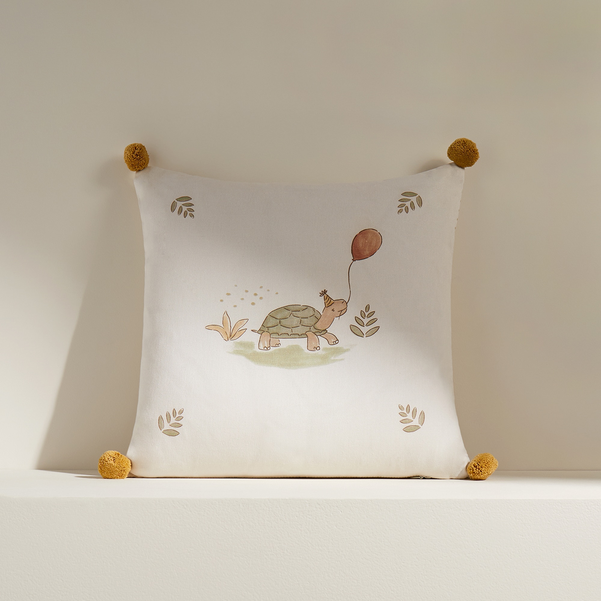 Imagem 0 de Almofada Decorativa Infantil Tartaruga