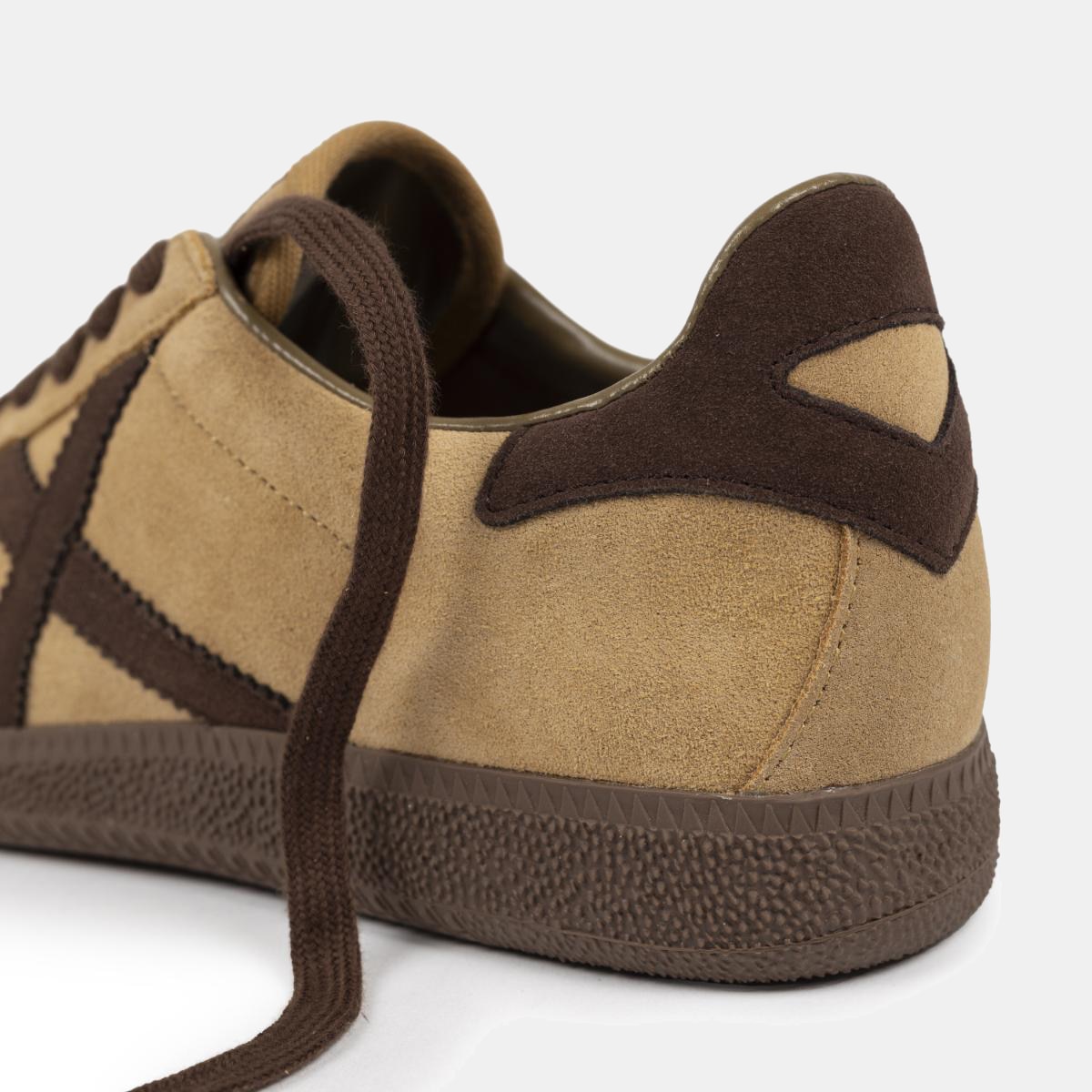 Zapatillas casual de Hombre BARRU 180 MUNICH Camel · El Corte Inglés