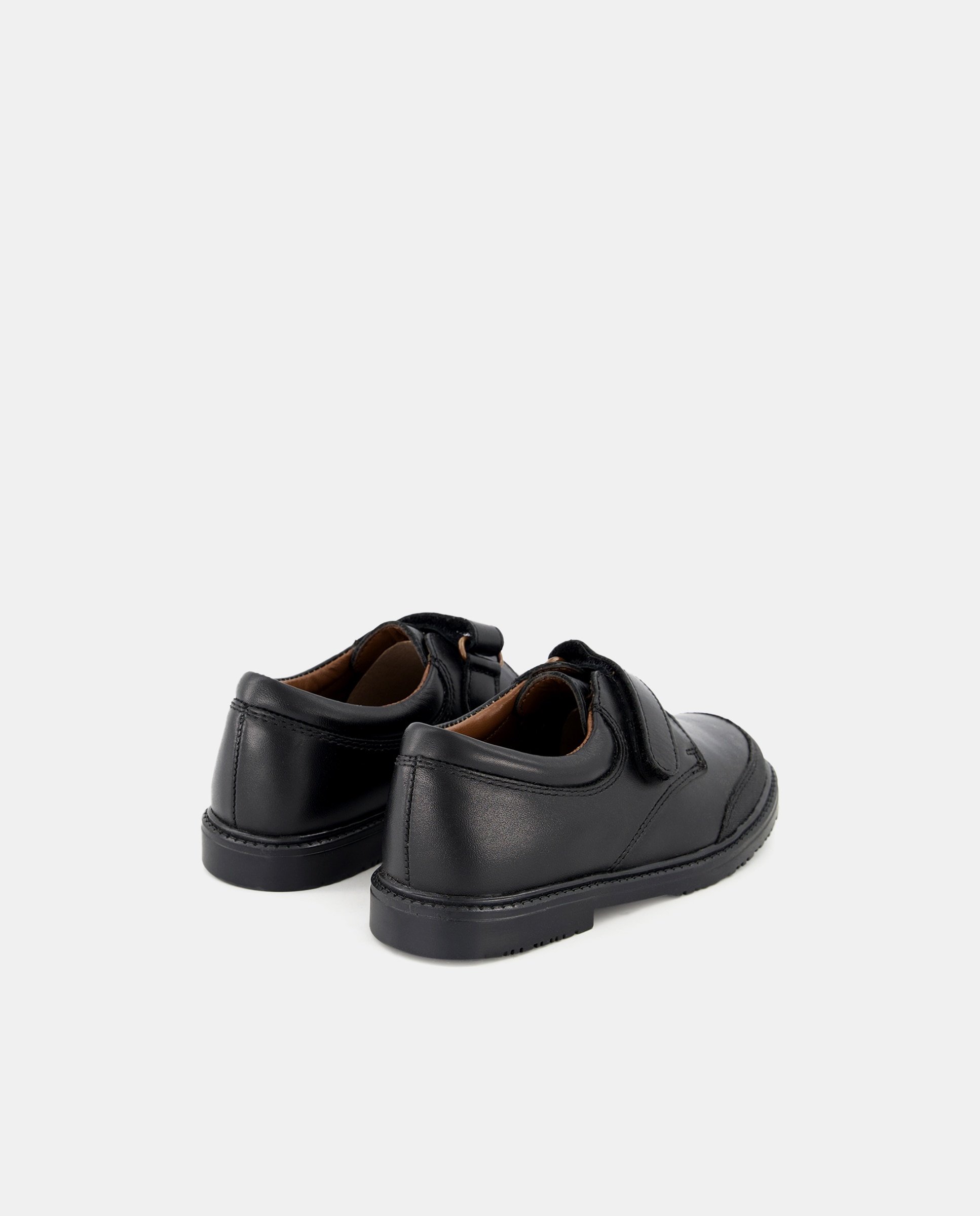 Zapato de piel con refuerzo y velcro Negro-3