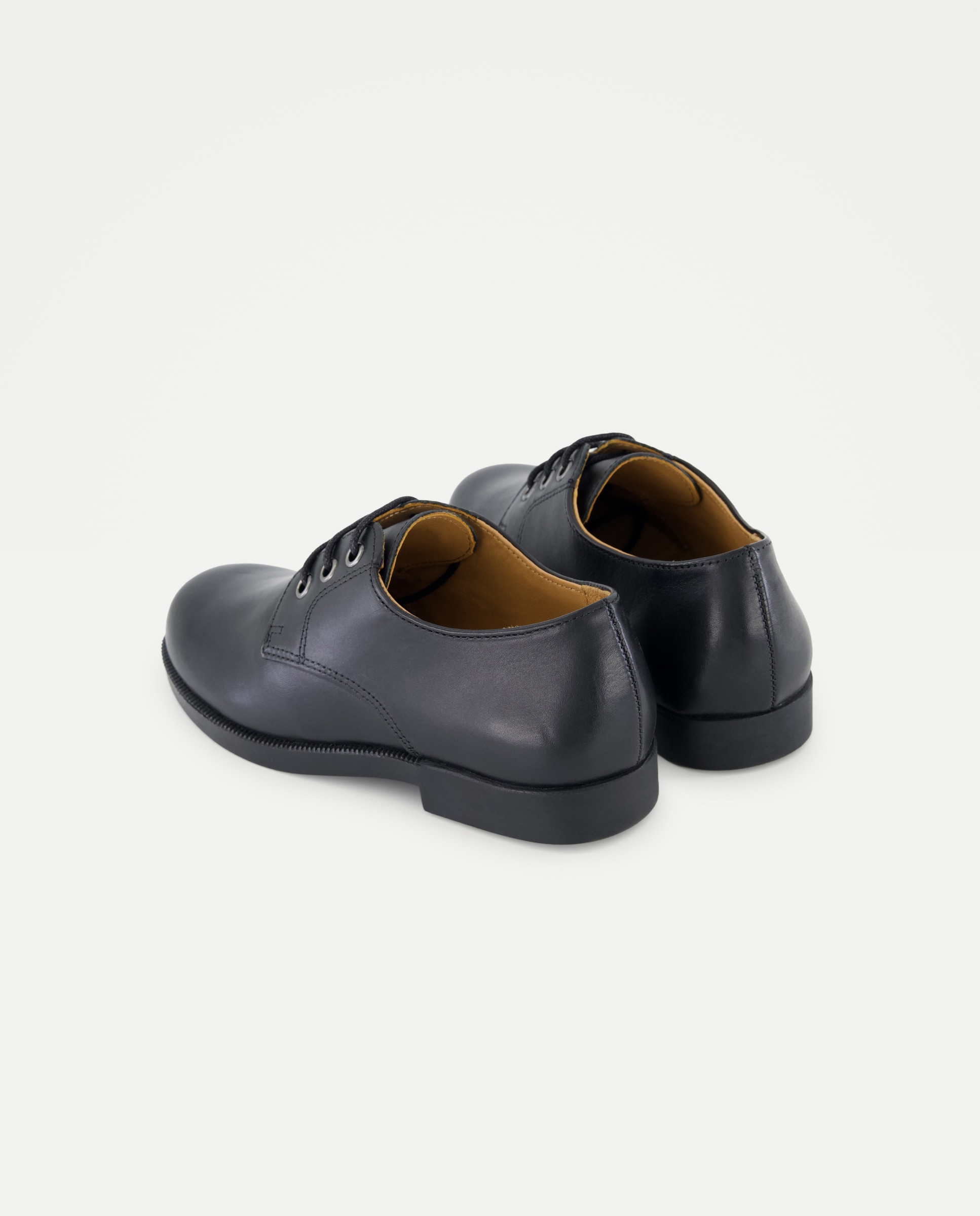 Zapato de piel con cordones Negro-3