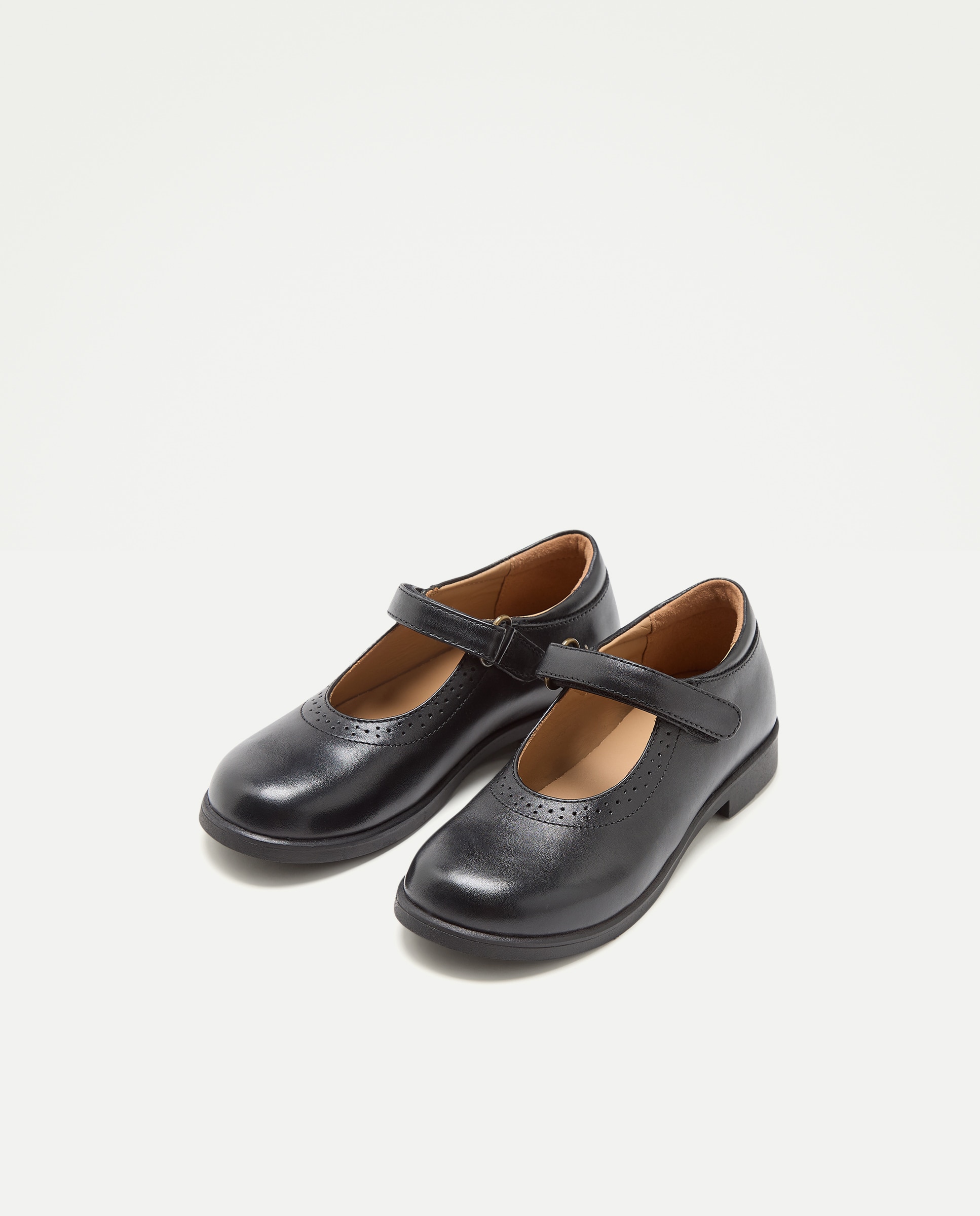 Mercedes colegio de piel con velcro Negro-2