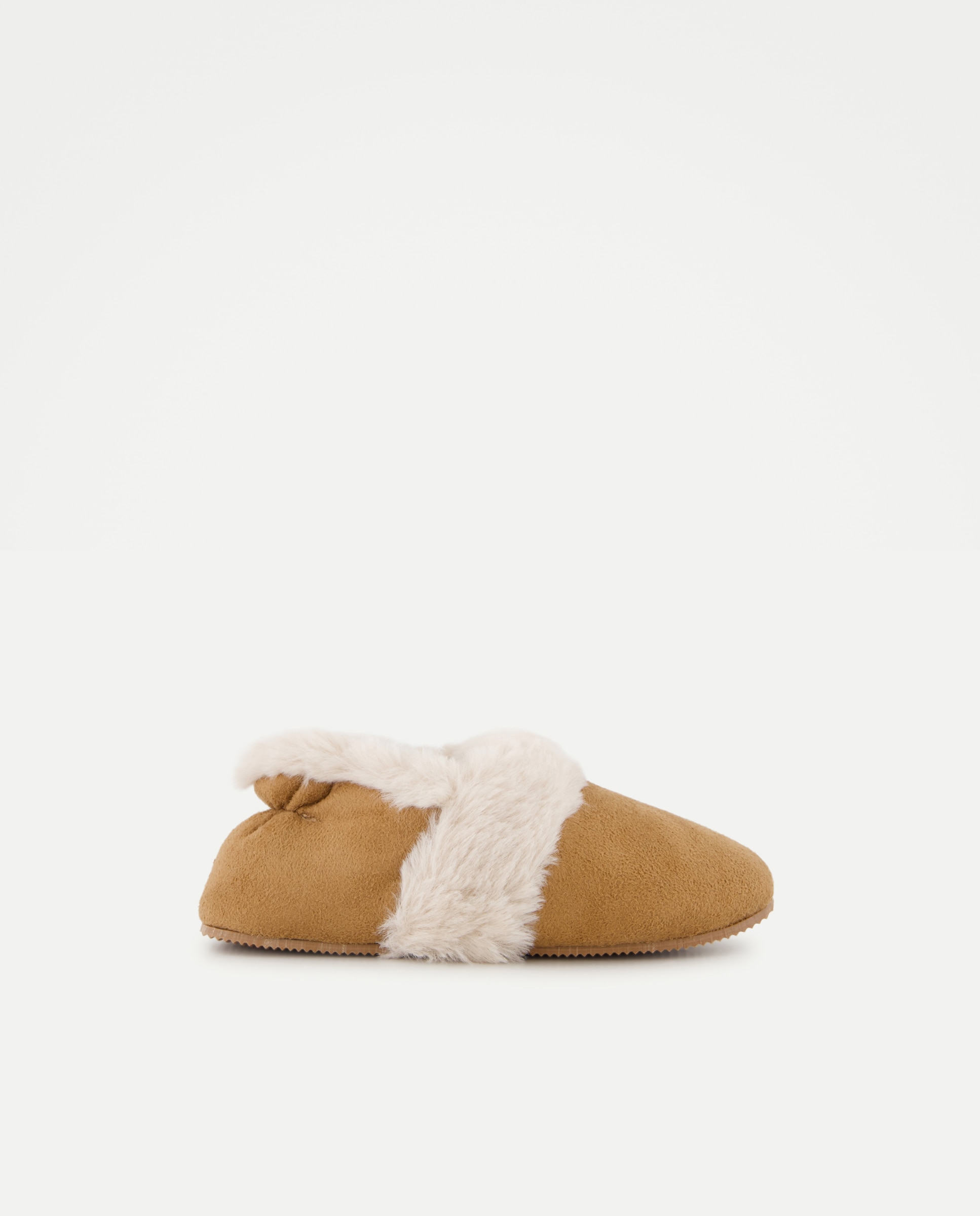 Imagen 0 de Zapatilla bebés forrada pelito