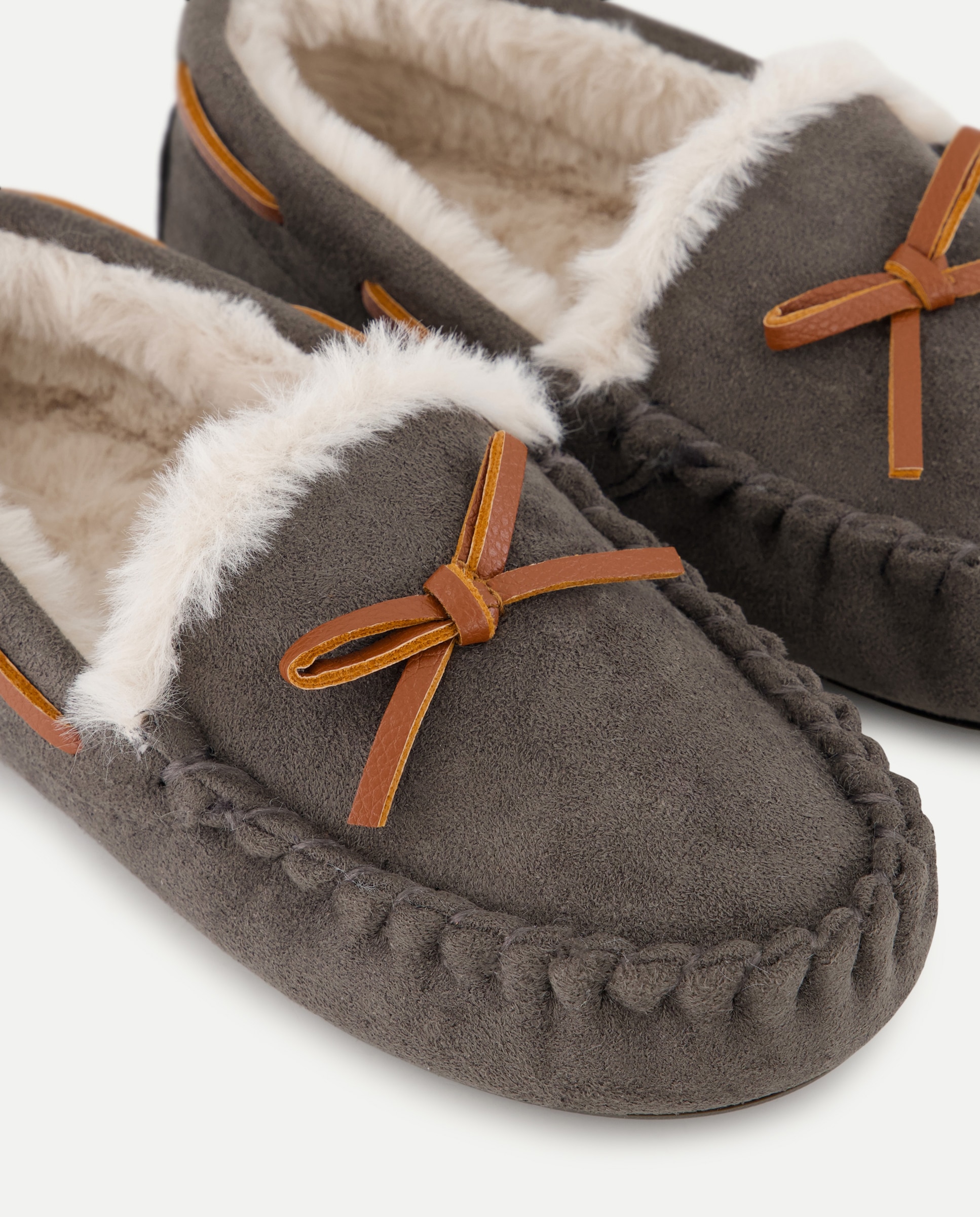Zapatilla infantil tipo mocasín forrado 820 Gris medio-5