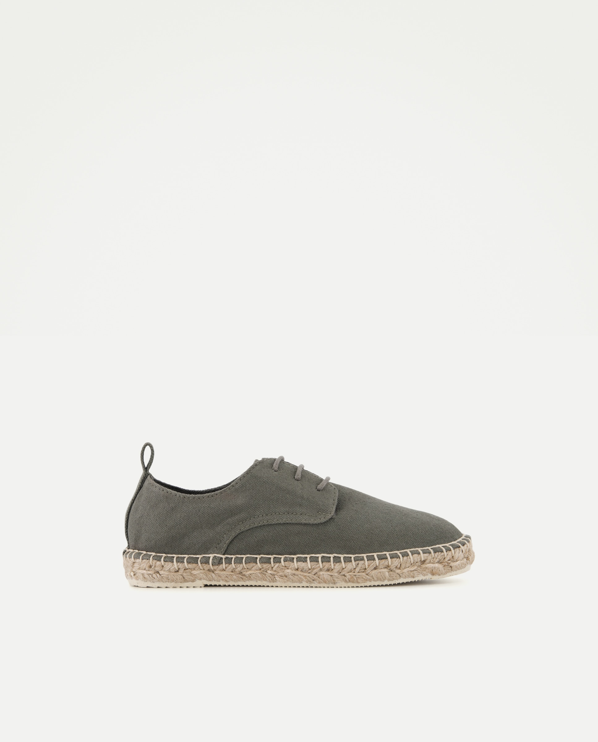 Imagen 0 de Zapato de niño de yute con cordones efecto lavado