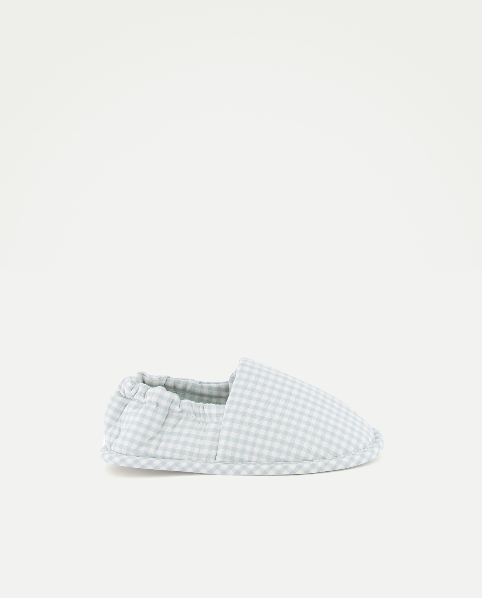 Imagen 0 de Zapatilla bebés cerrada con goma trasera