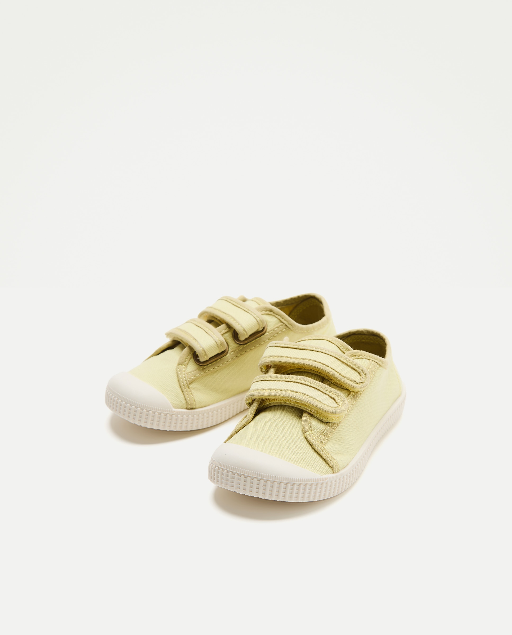 Lona bebés con contrastes, velcro y suela flexible Pistacho-2