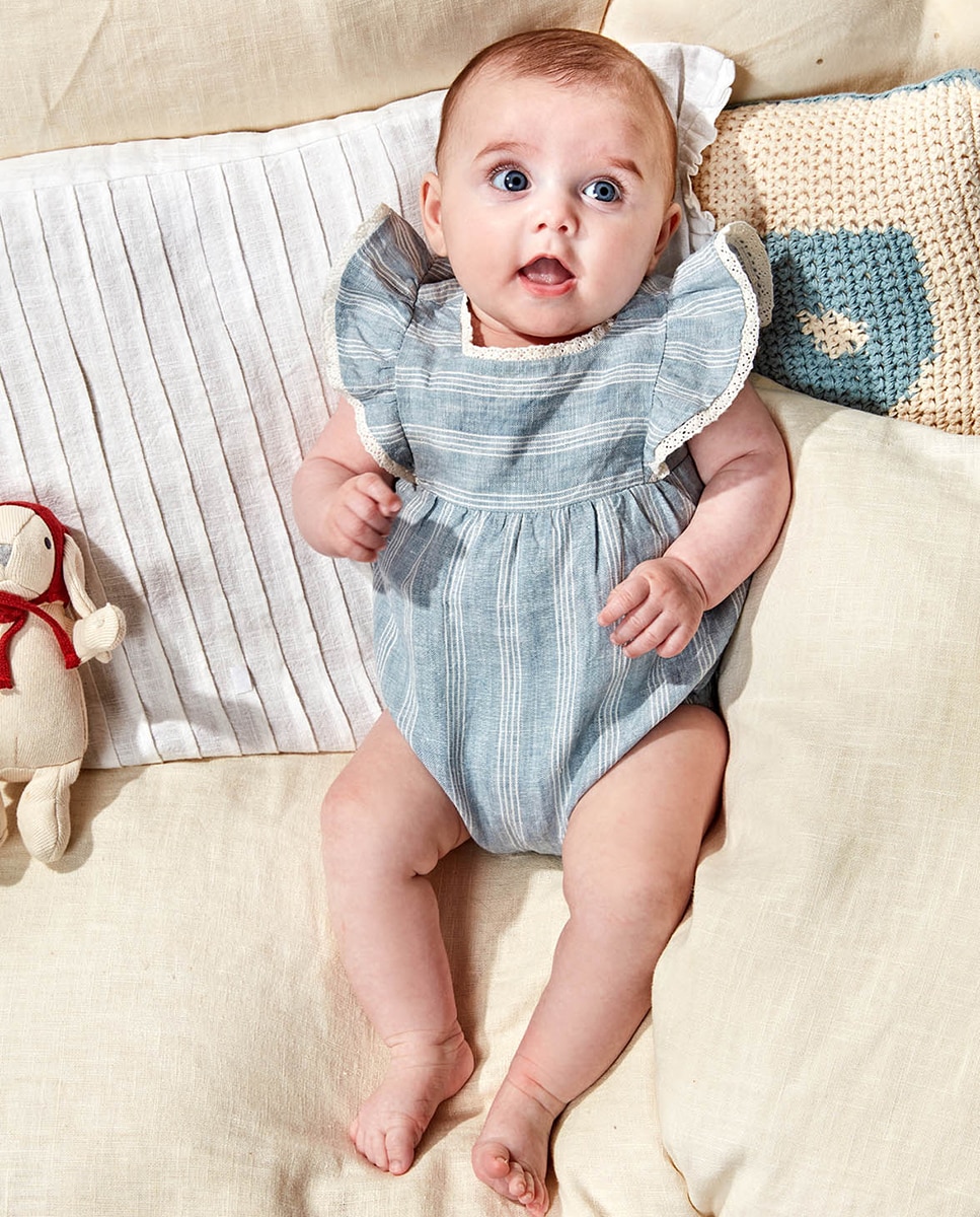 Babygrow às Riscas e Tiras Bordadas Gocco Azul-6