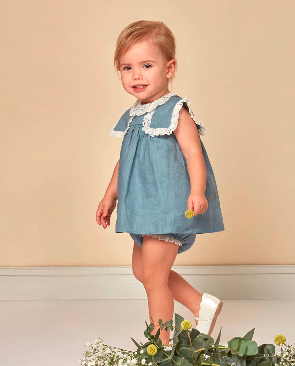 Vestido de Bebé com Tiras Bordadas e em Linho Azul-1