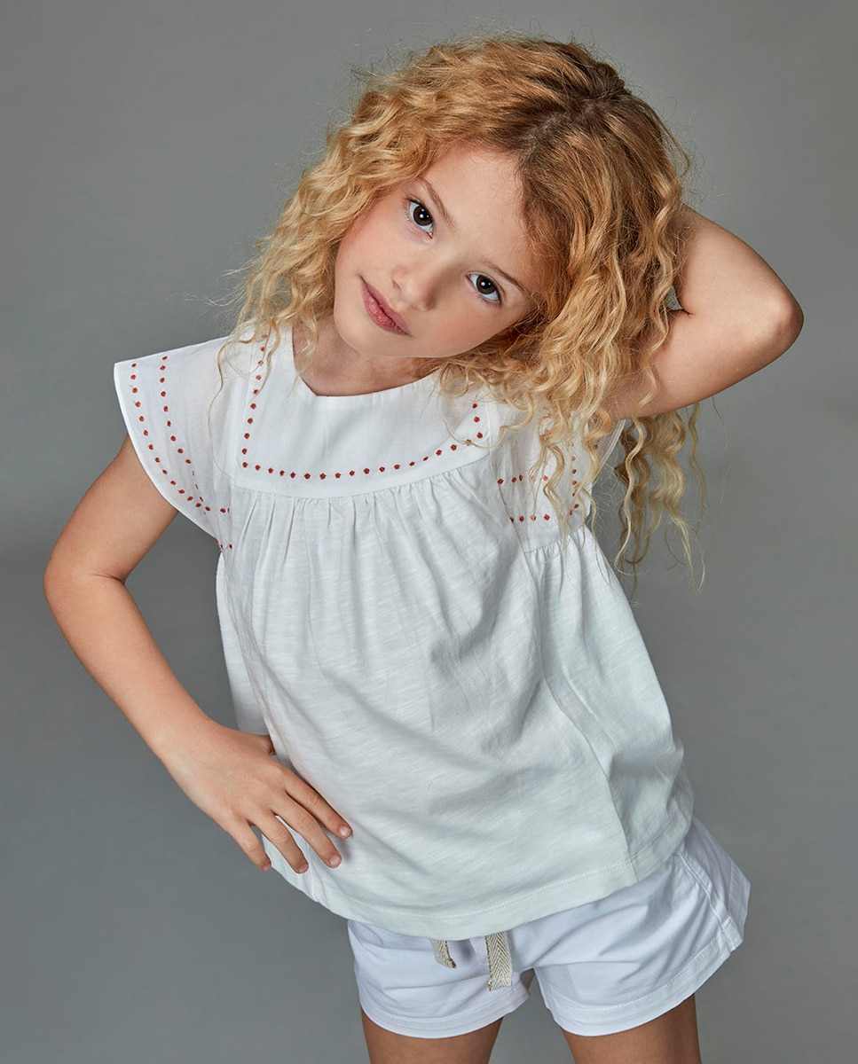 T-shirt Rústica Bordados Gocco Branco-1