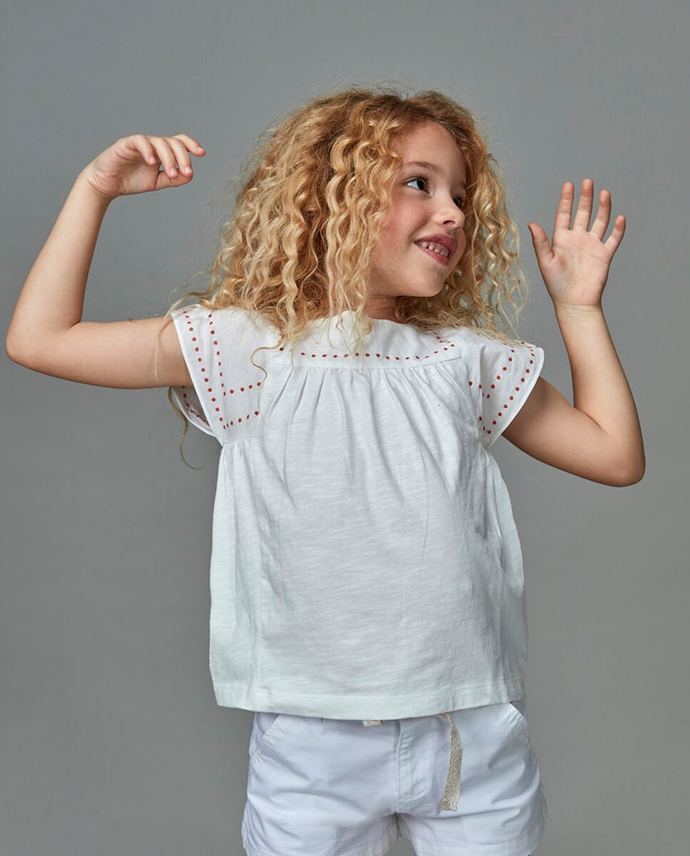 T-shirt Rústica Bordados Gocco Branco-2