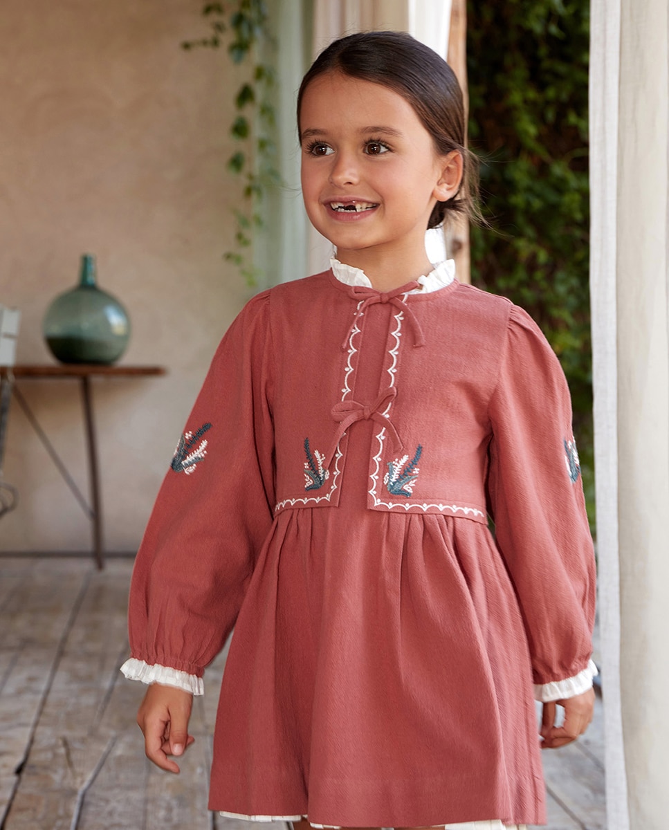 Vestido com Bordado Floral Rosa-7