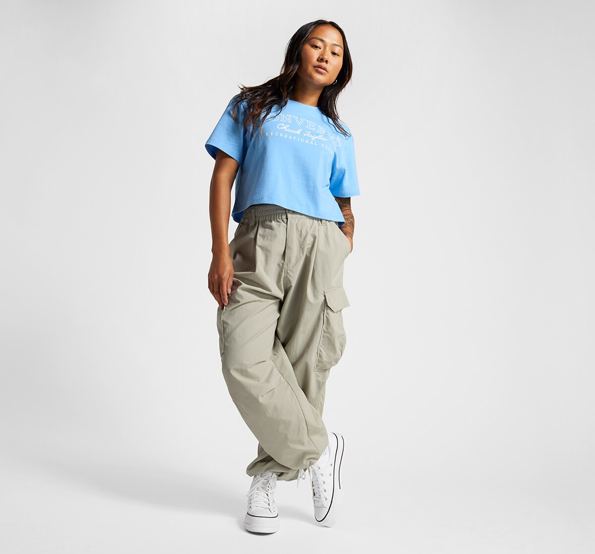 T-shirt de Mulher Retro Chuck Cropped Tee Azul-4
