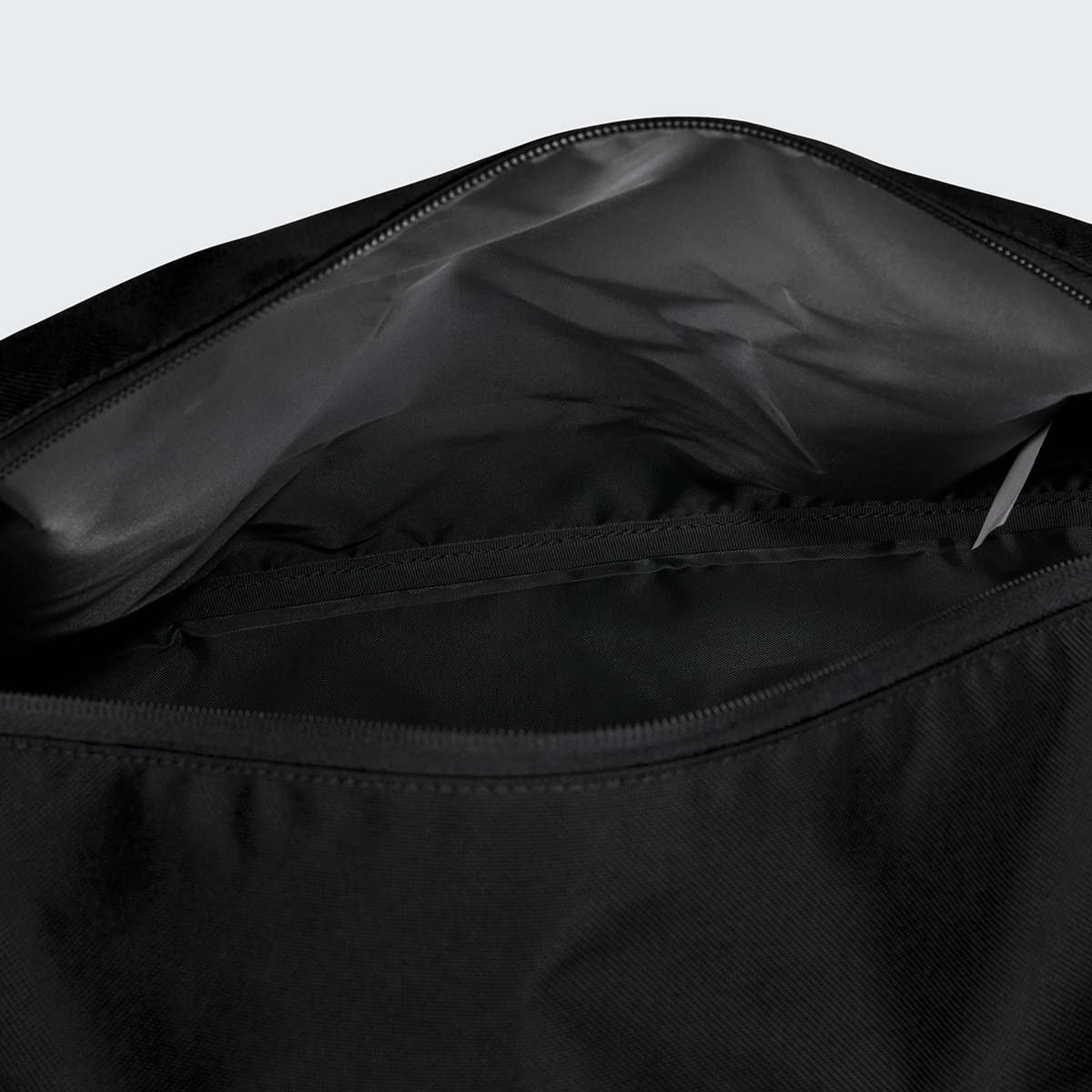 Mala Essential Small Preto-3