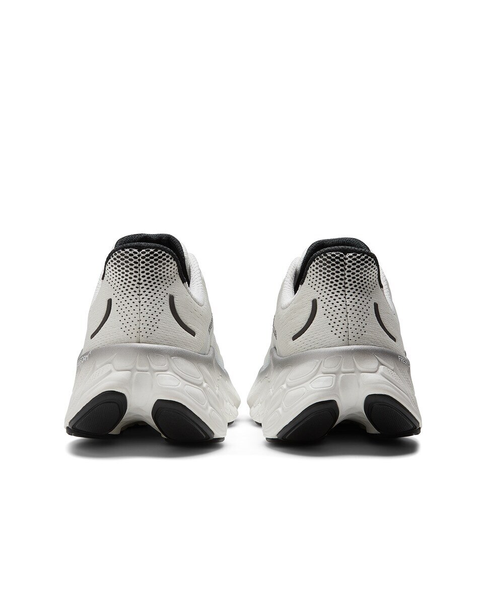 Sapatilhas de Running de Homem Fresh Foam X More v4 Branco-5