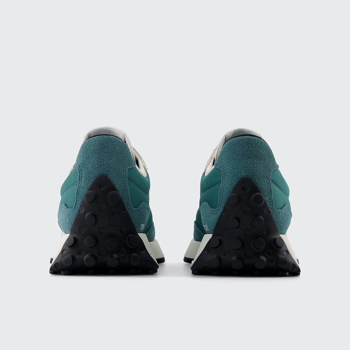 Zapatilla casual unisex U327SBA New Balance · New Balance · El